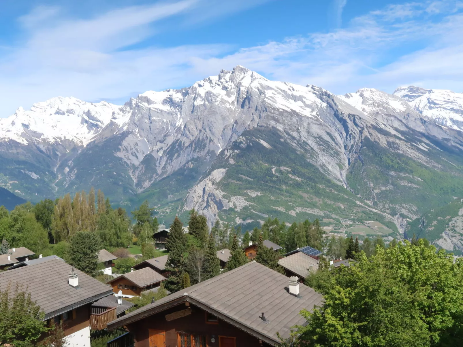 Chalet Dominique-Buiten