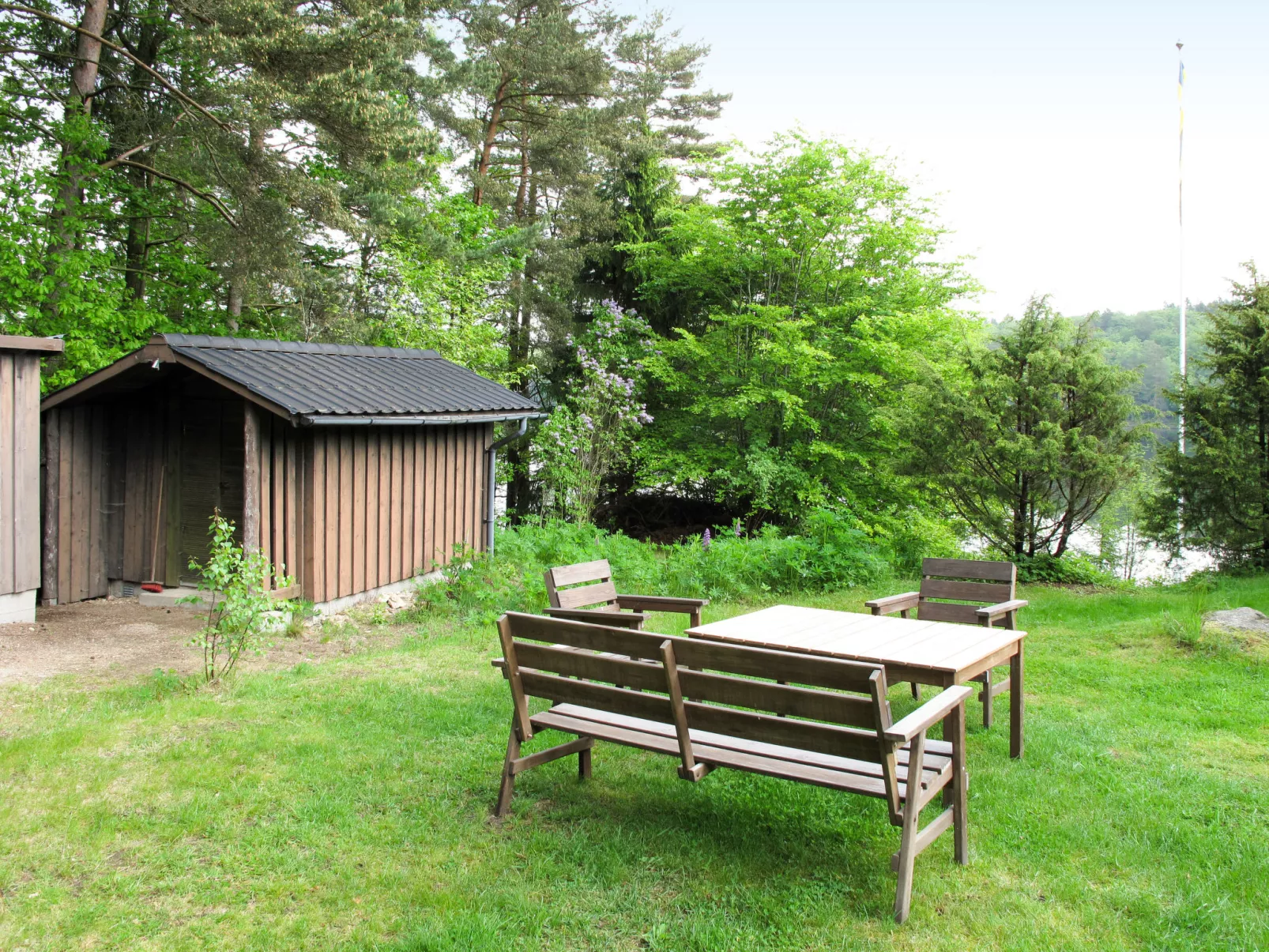 Munkhalla Utsikten-Buiten