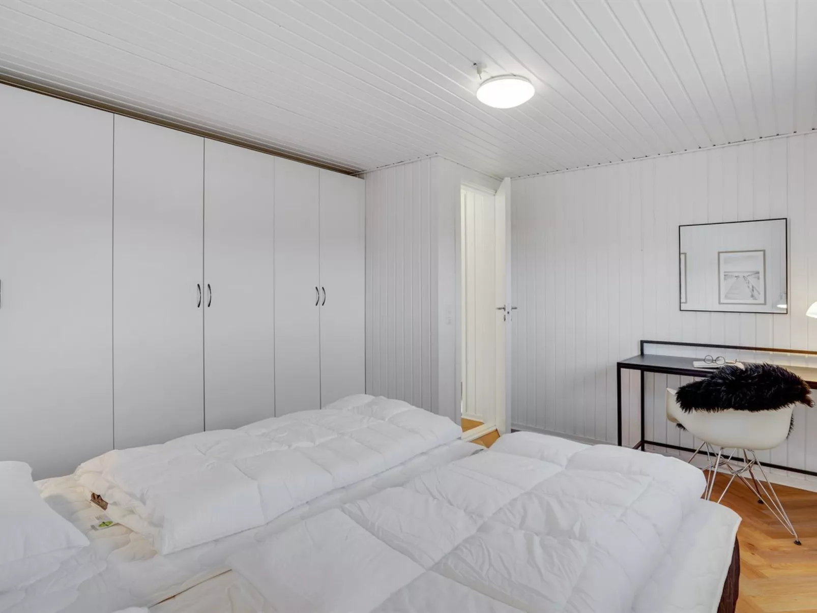 "Hillevi" - 200m from the sea-Binnen