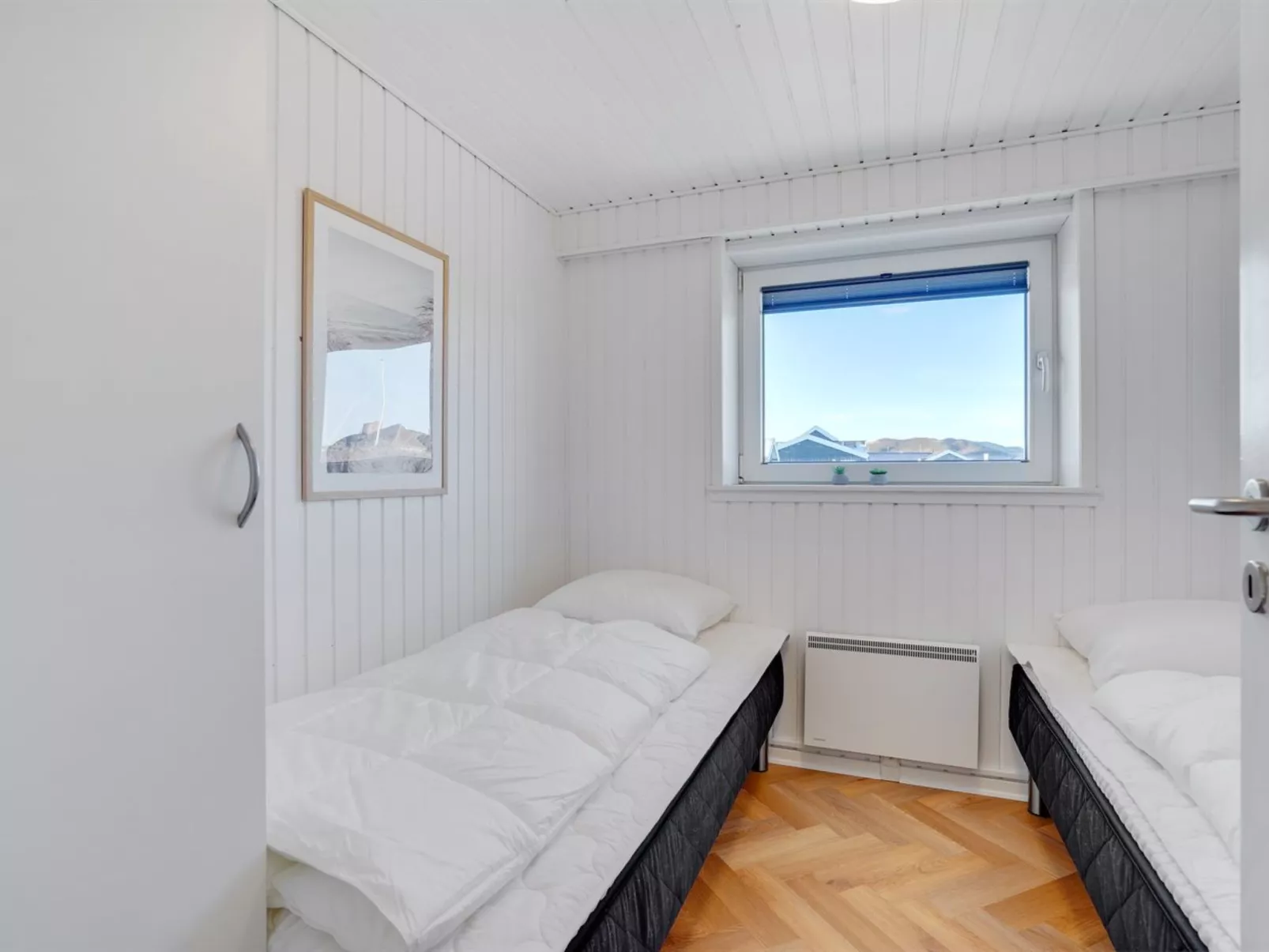 "Hillevi" - 200m from the sea-Binnen