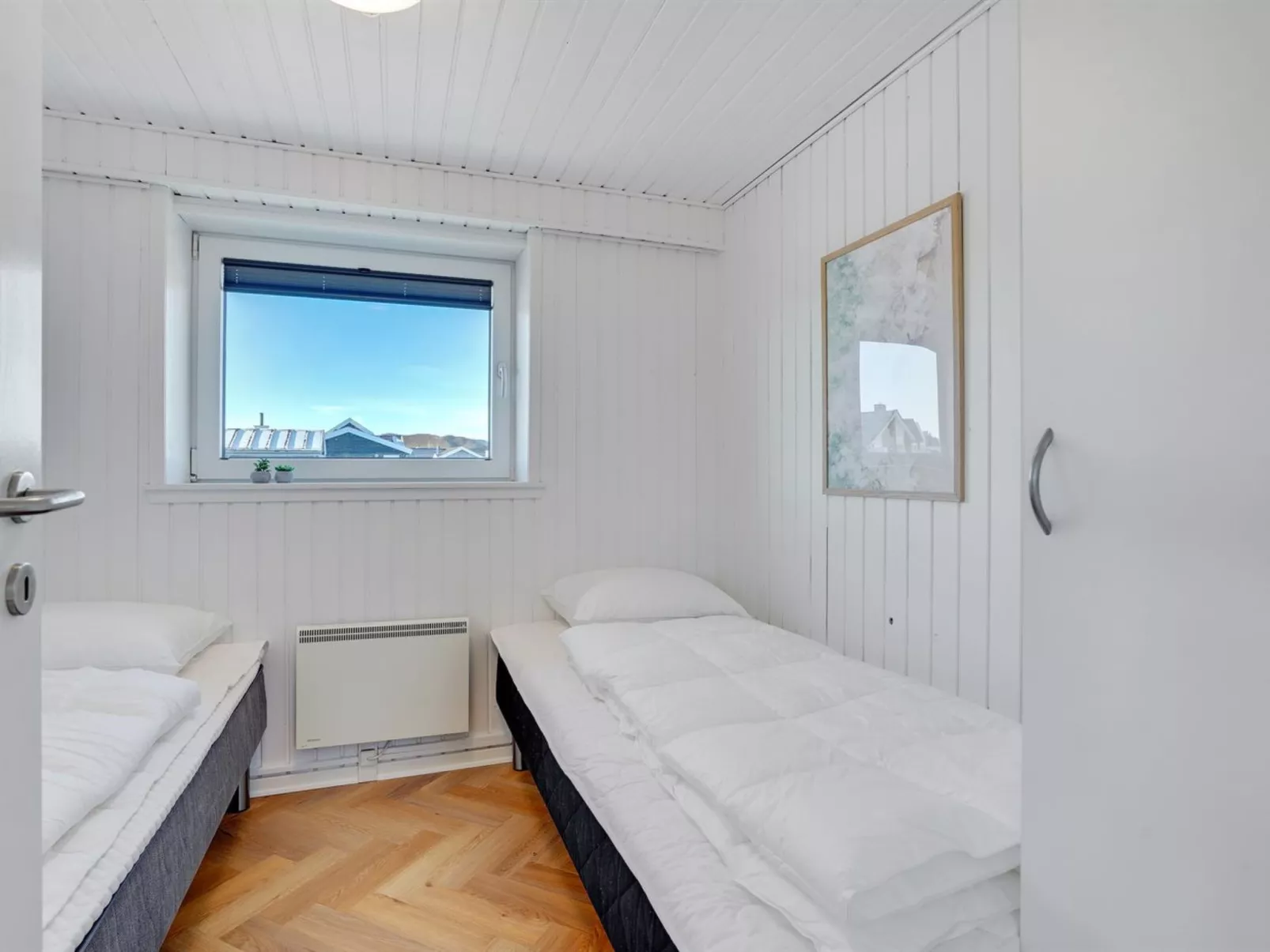 "Hillevi" - 200m from the sea-Binnen
