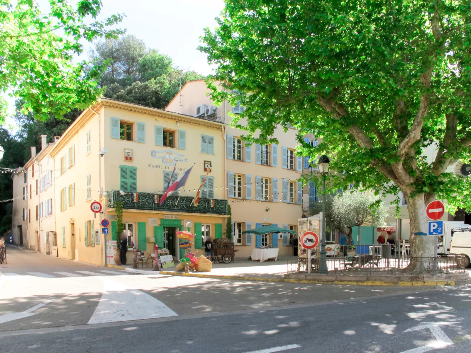Le Paouvadon-Omgeving