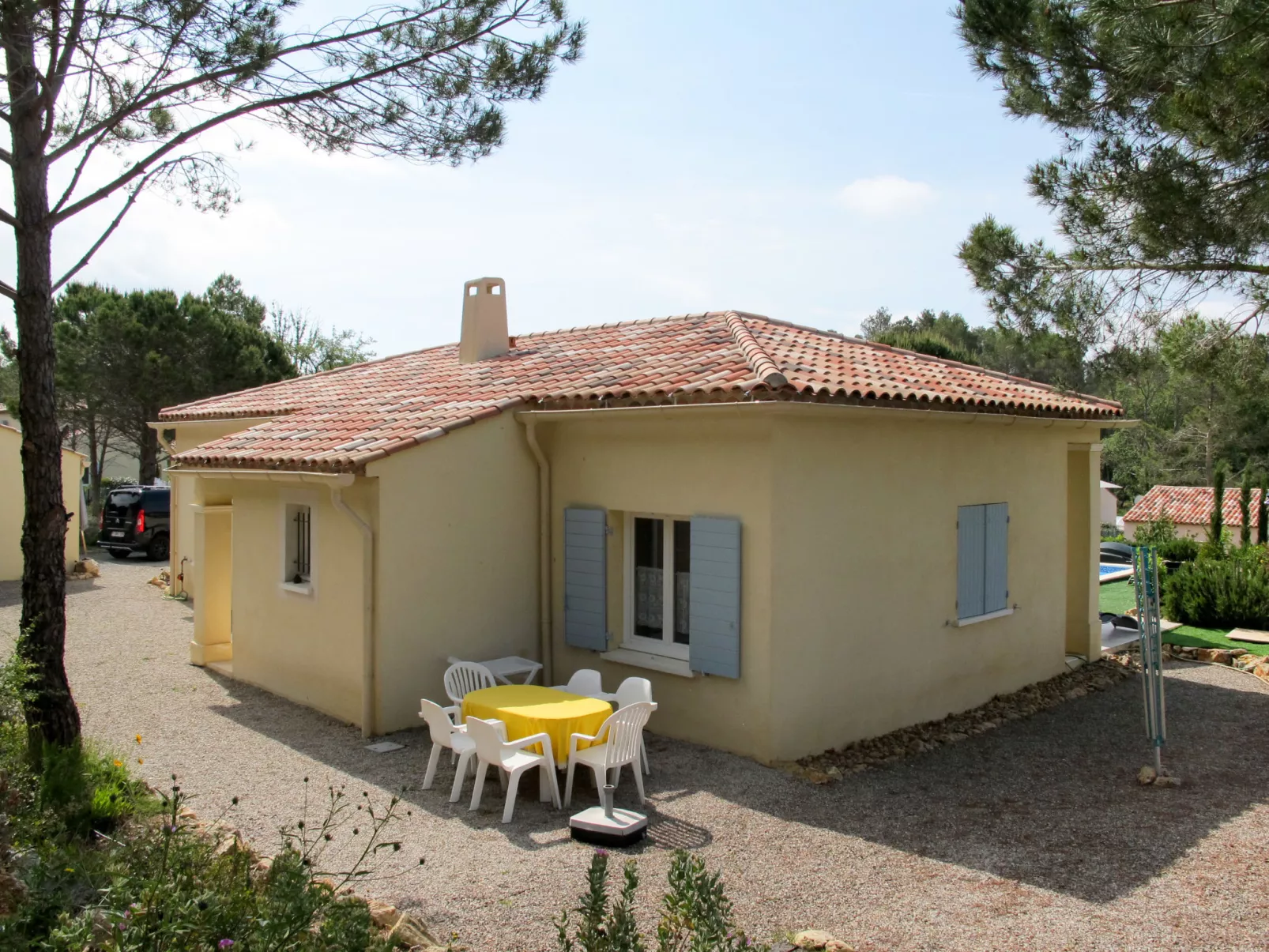 Au Romarin-Buiten