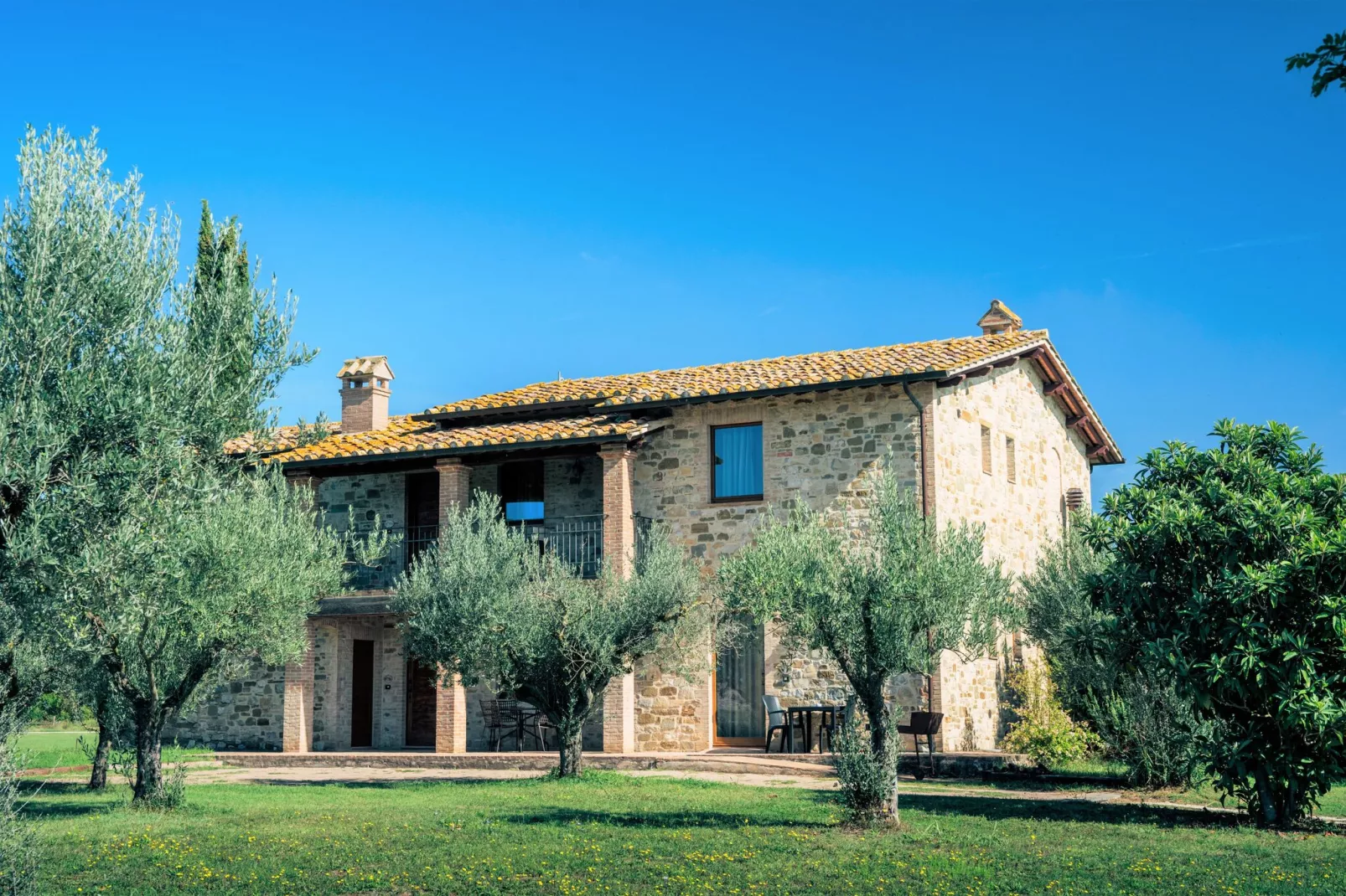 Valle di Assisi BILO-Buitenkant zomer