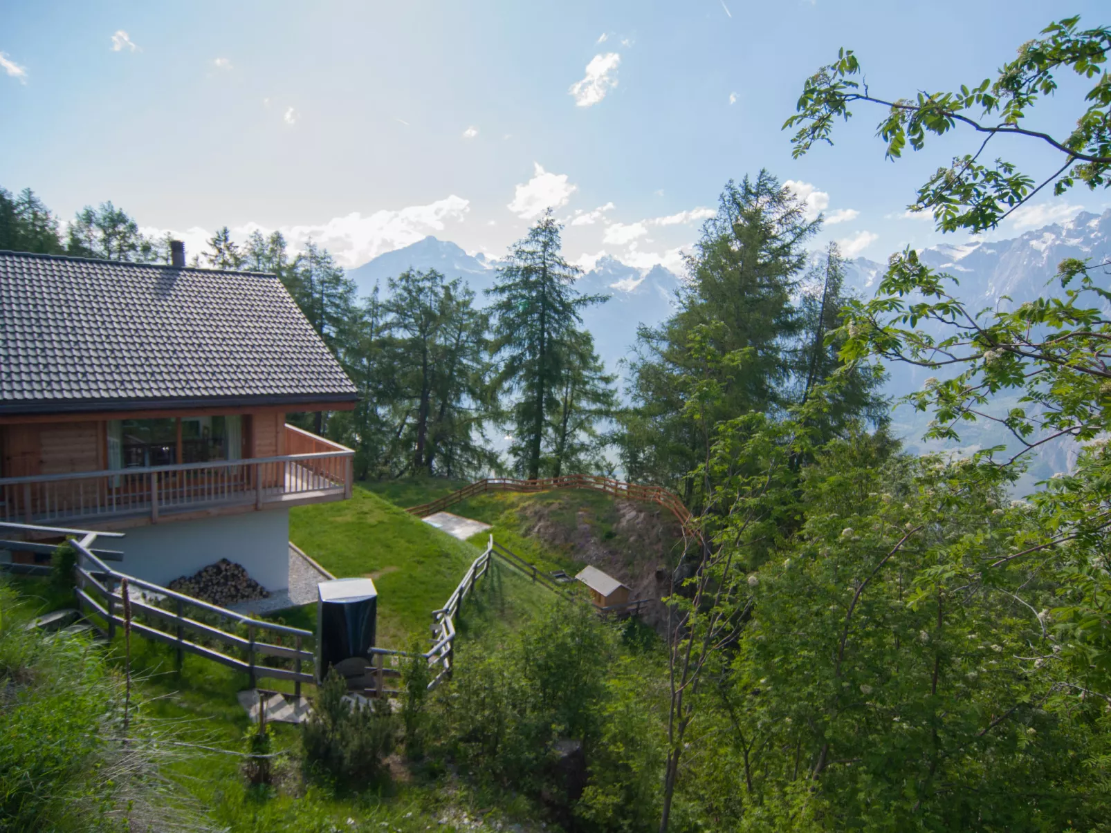 Chalet Manson-Buiten