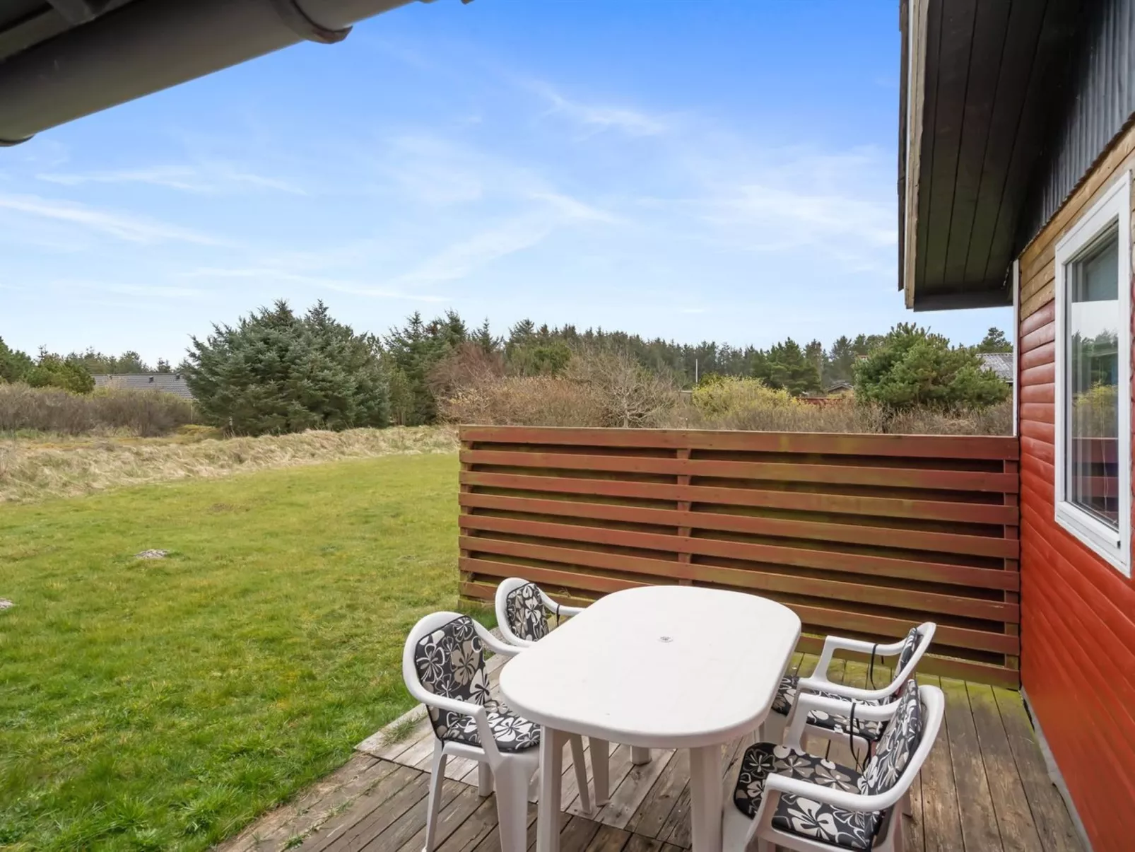 "Jule" - 600m from the sea-Binnen