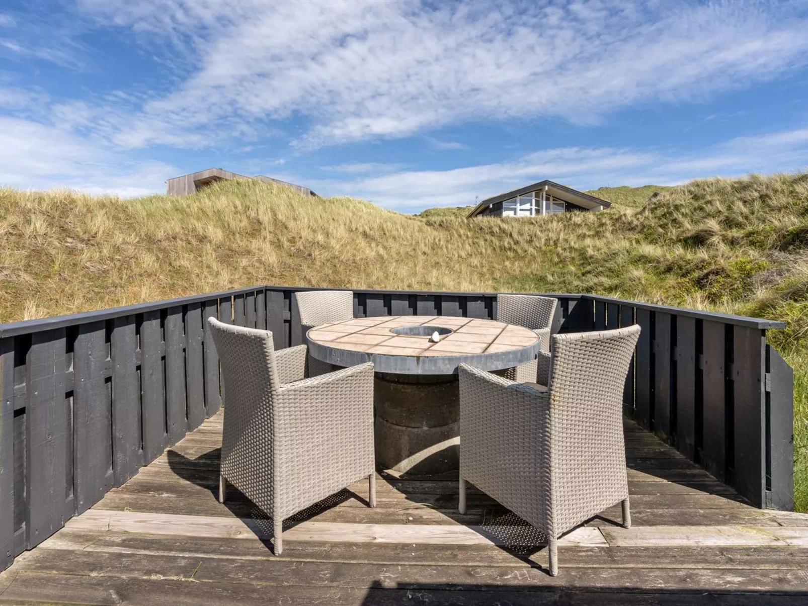 "Nielsigne" - 400m from the sea-Buiten
