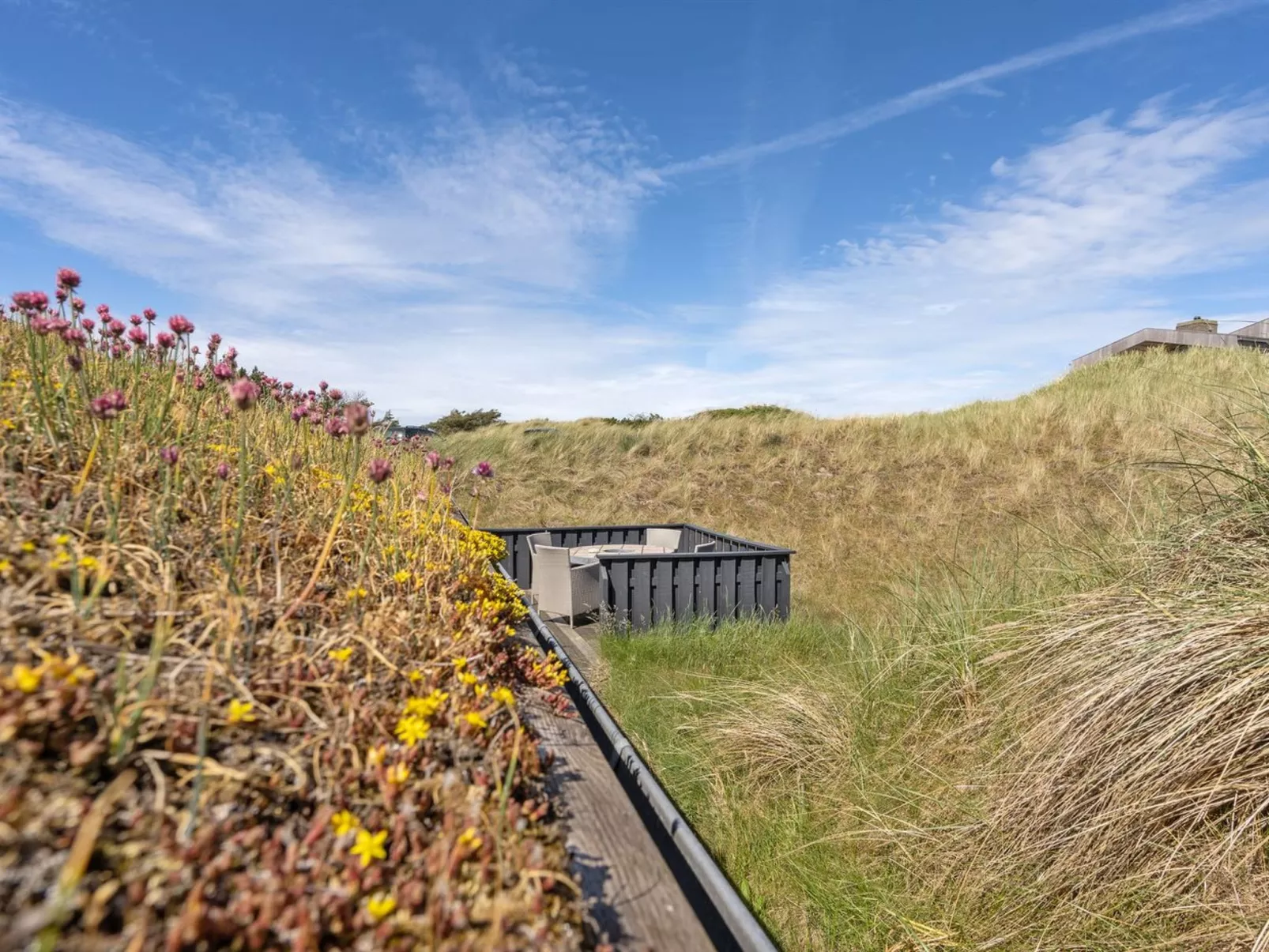 "Nielsigne" - 400m from the sea-Buiten