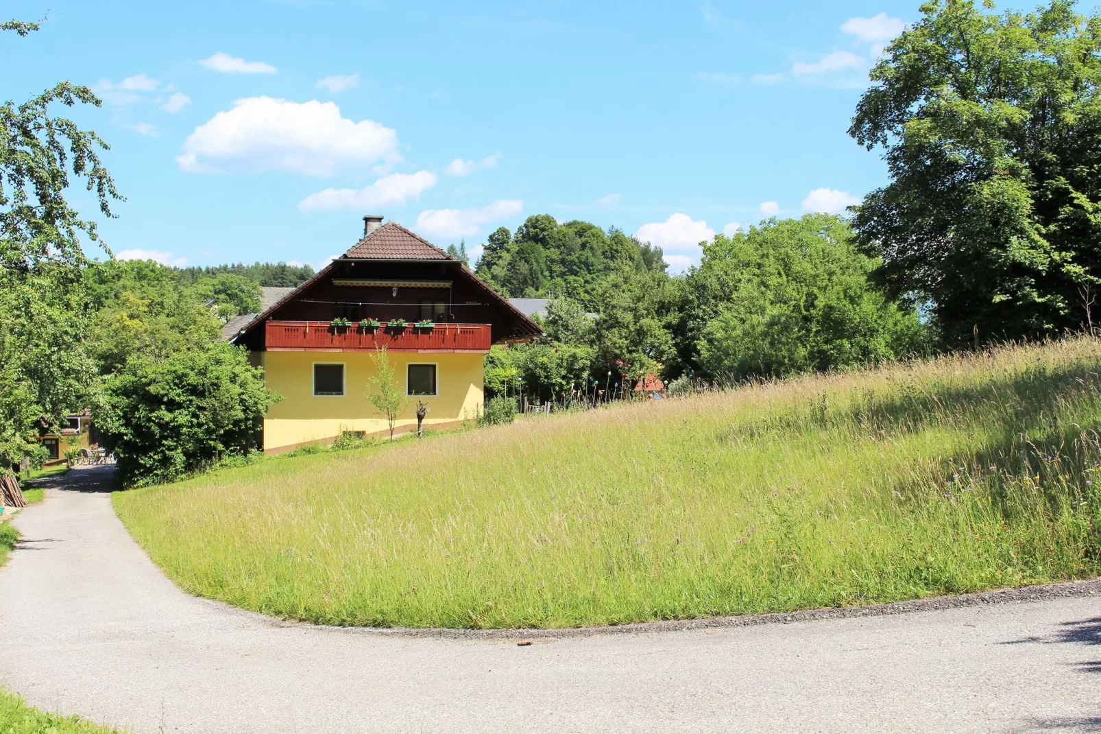 Appartement Claudia-Buitenkant zomer