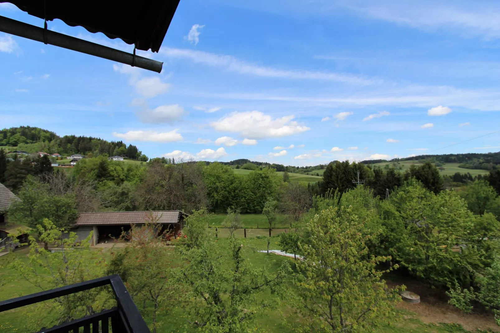 Appartement Köttmannsdorf-Uitzicht zomer