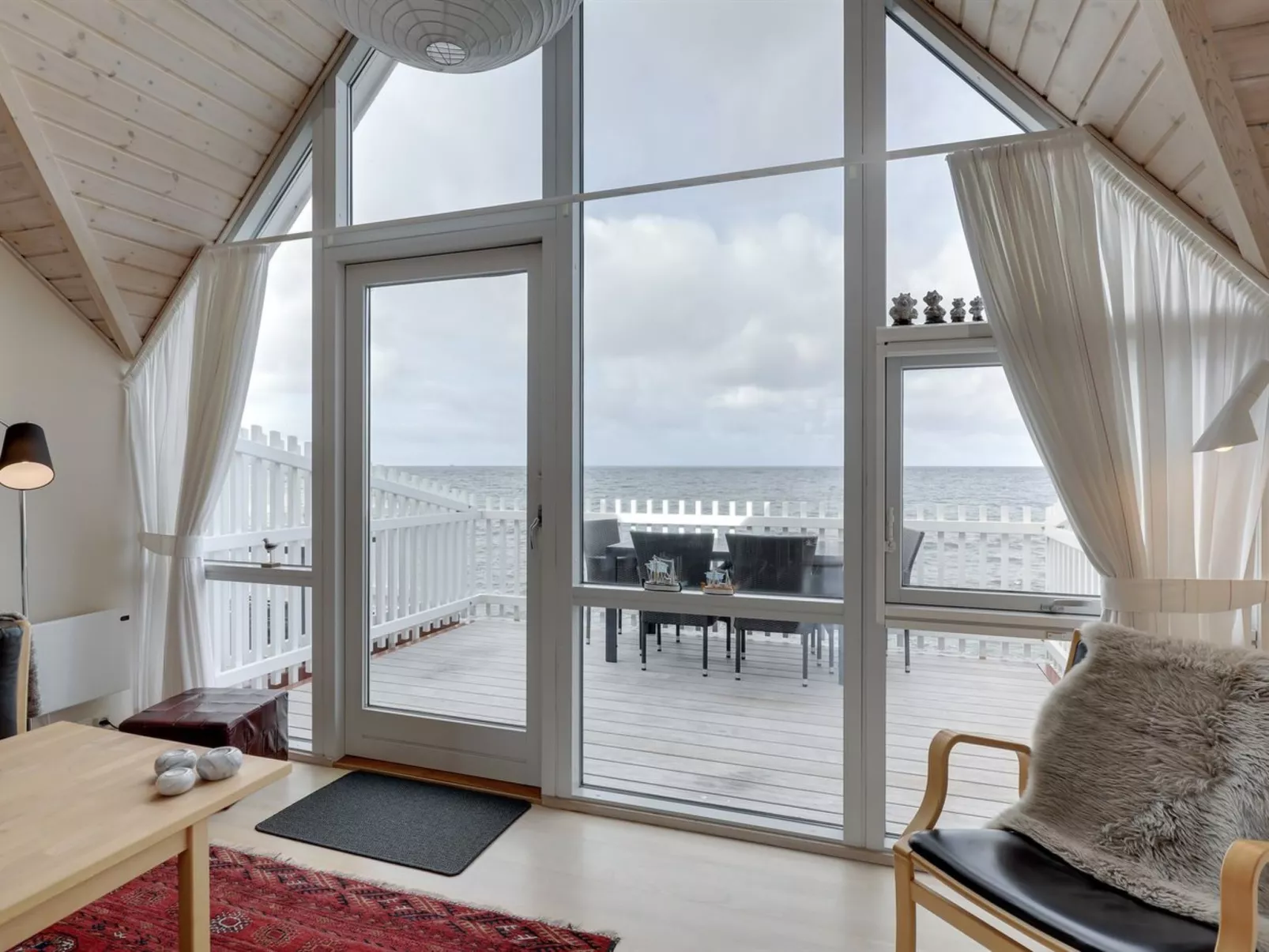 "Liisa" - 10m from the sea-Binnen