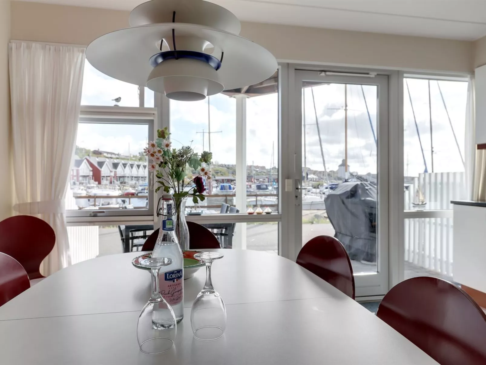 "Liisa" - 10m from the sea-Binnen