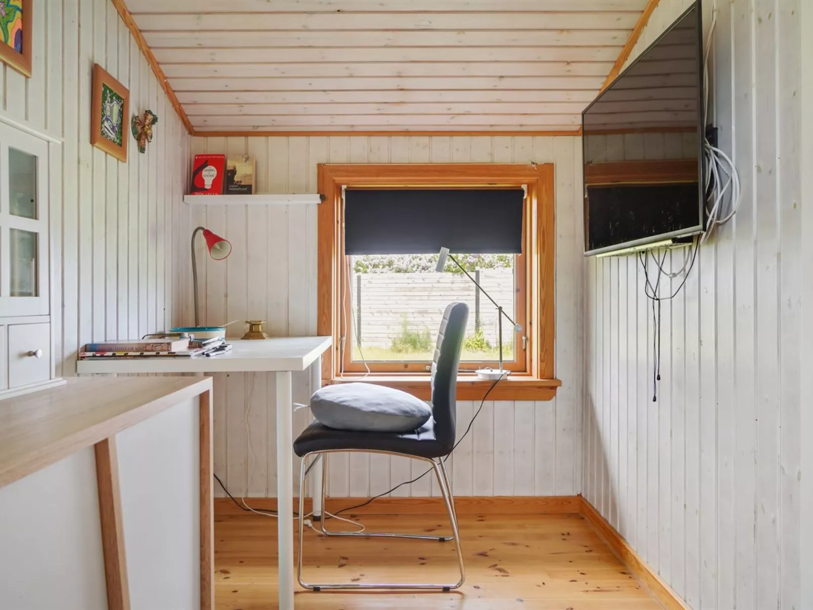 "Ludvika" - 350m from the sea-Binnen