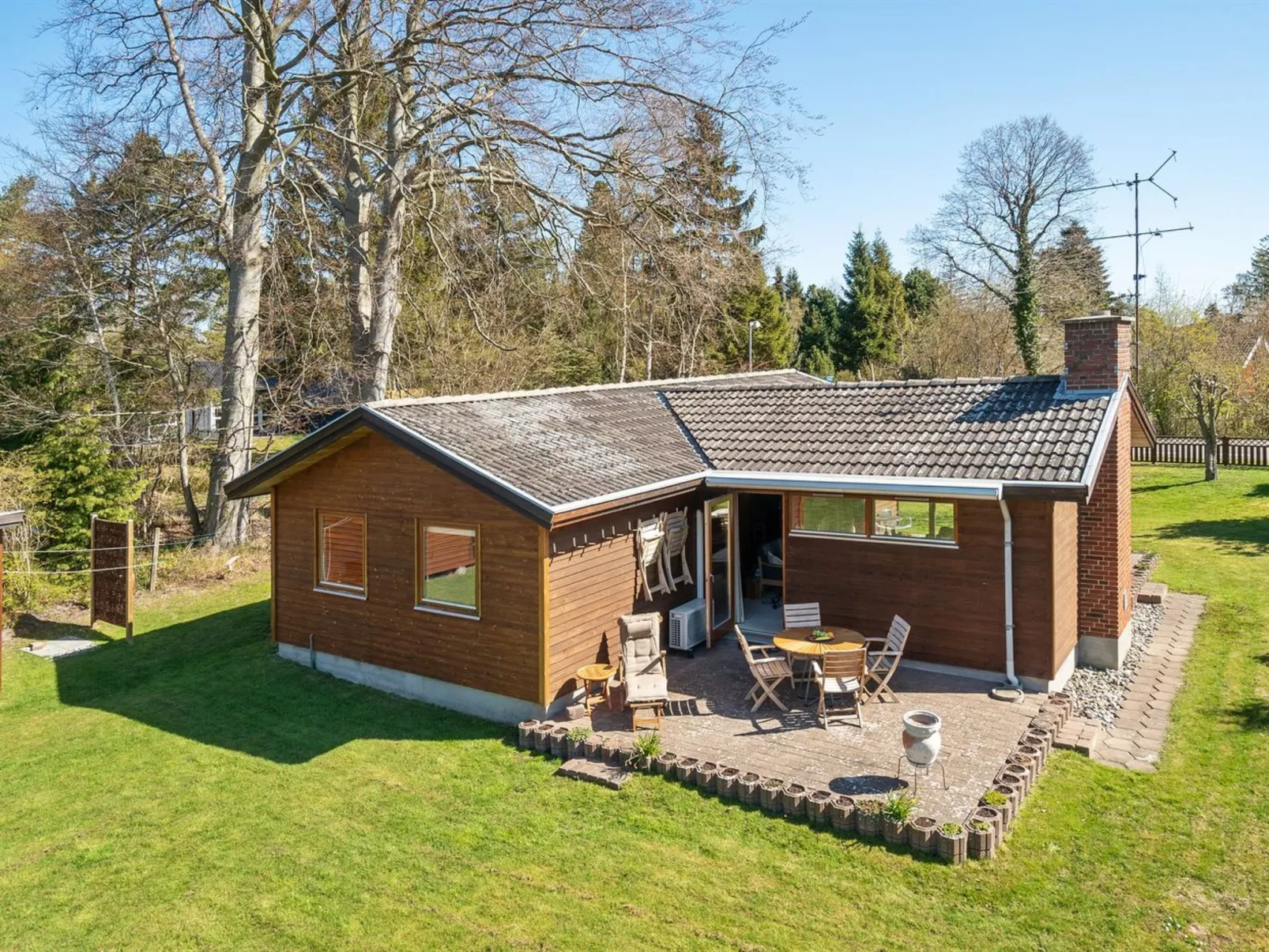 "Alvia" - 200m from the sea-Buiten