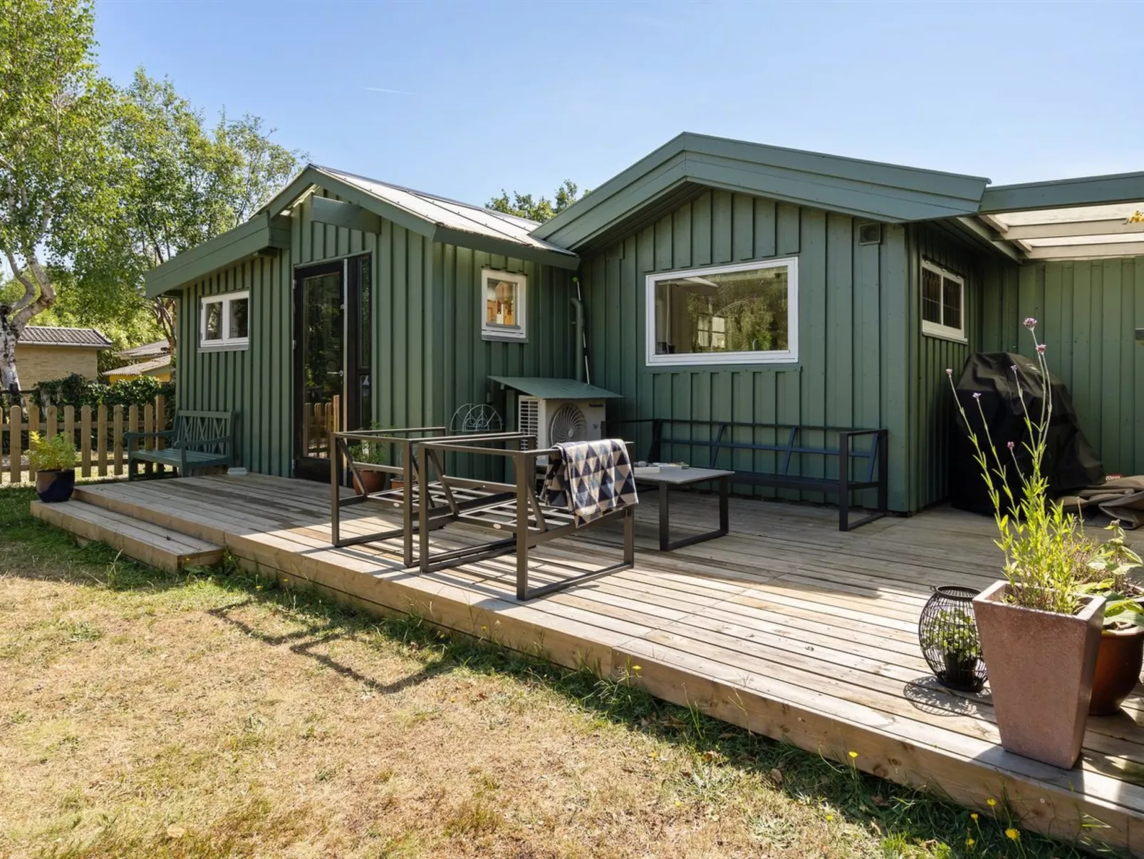 "Ragnhild" - all inclusive - 300m from the sea-Buiten
