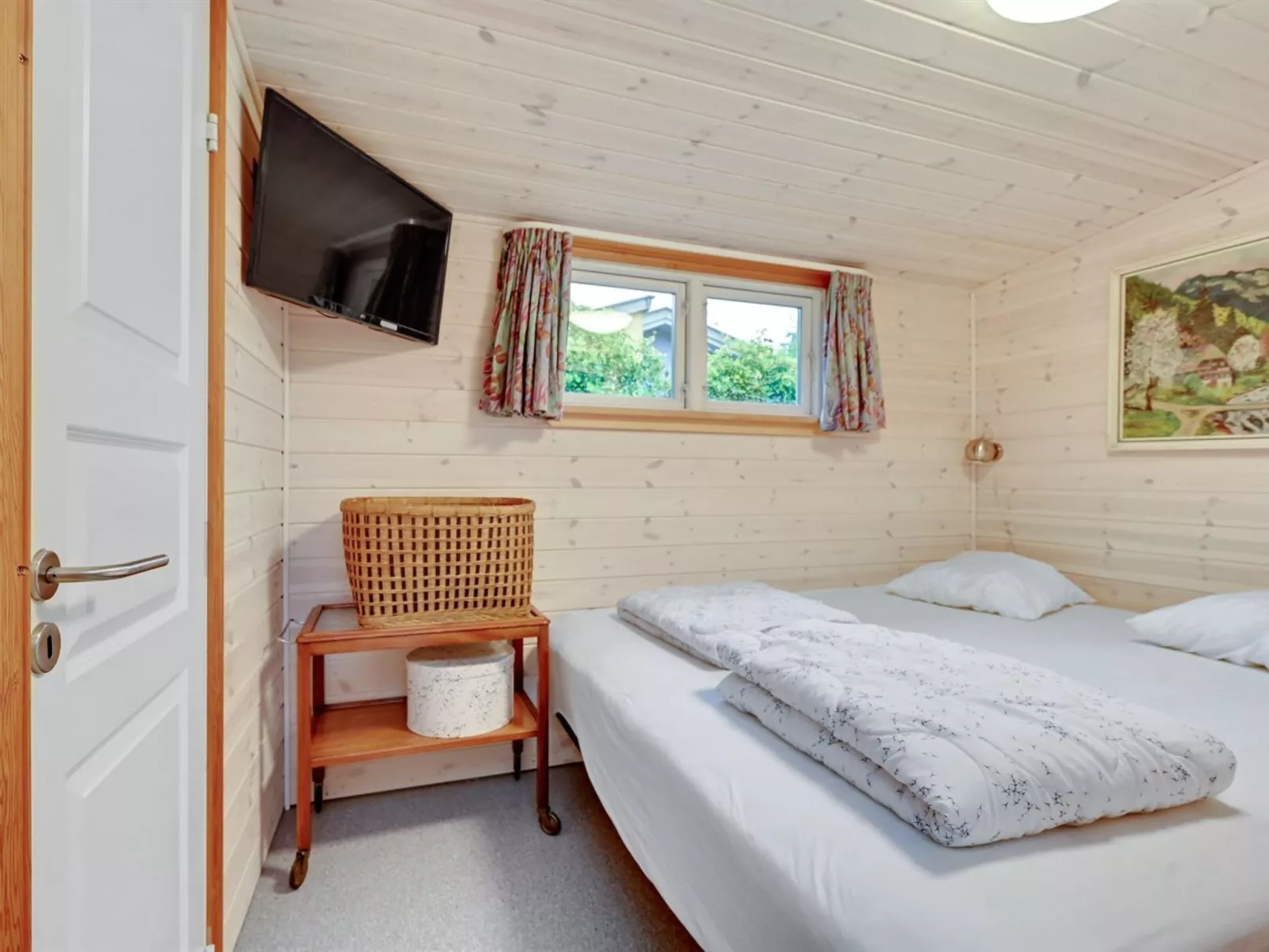 "Ragnhild" - all inclusive - 300m from the sea-Binnen