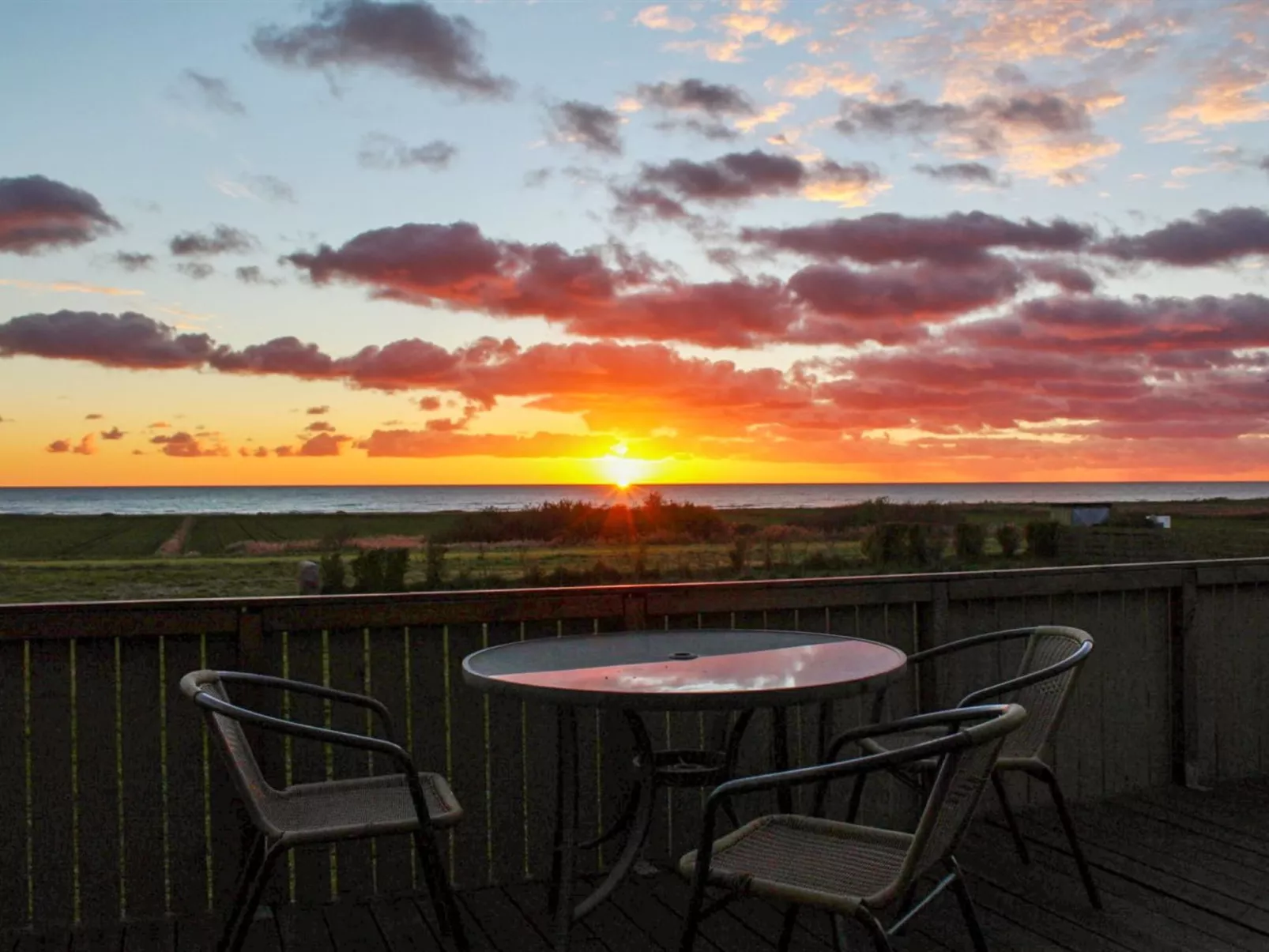"Lilibeth" - 300m from the sea-Buiten