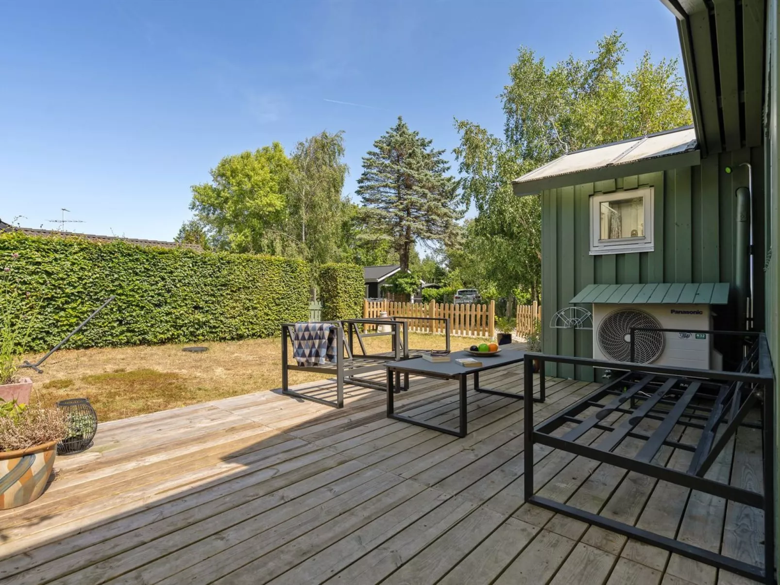 "Ragnhild" - all inclusive - 300m from the sea-Buiten