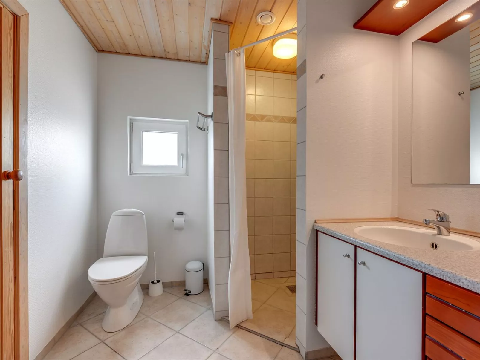 "Seved" - all inclusive - 500m from the sea-Binnen