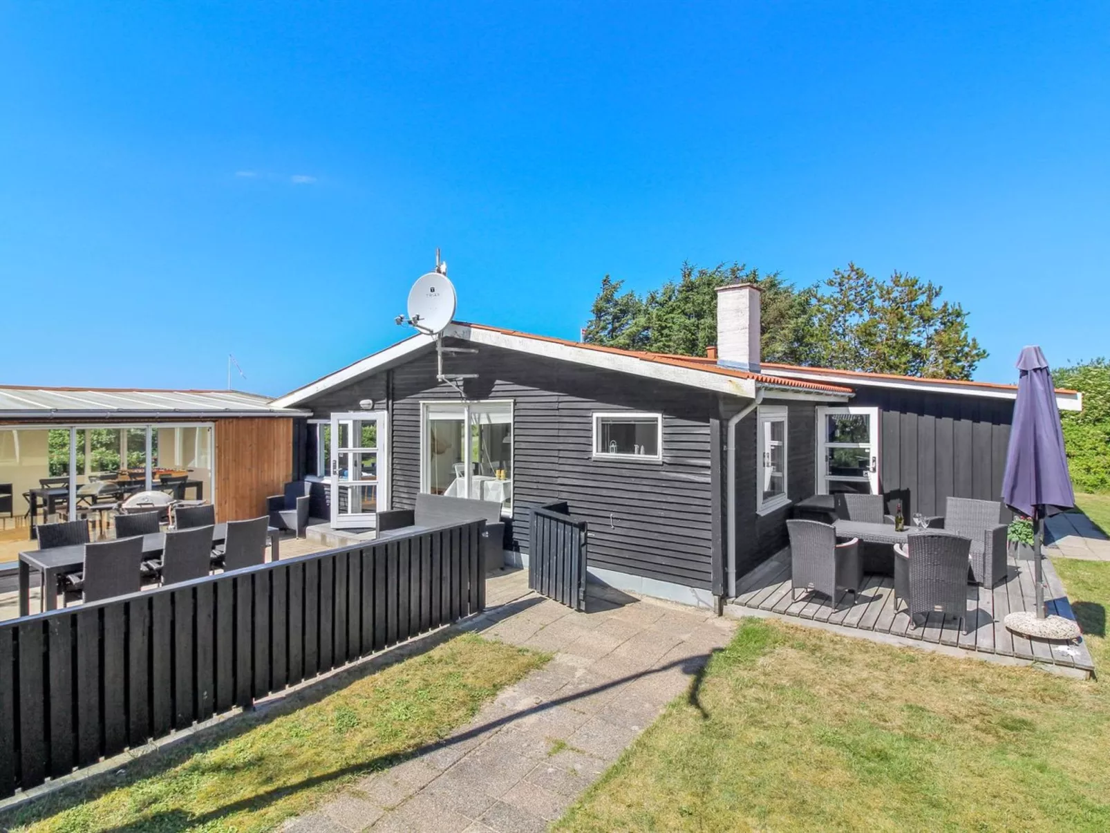 "Daren" - 600m from the sea-Buiten