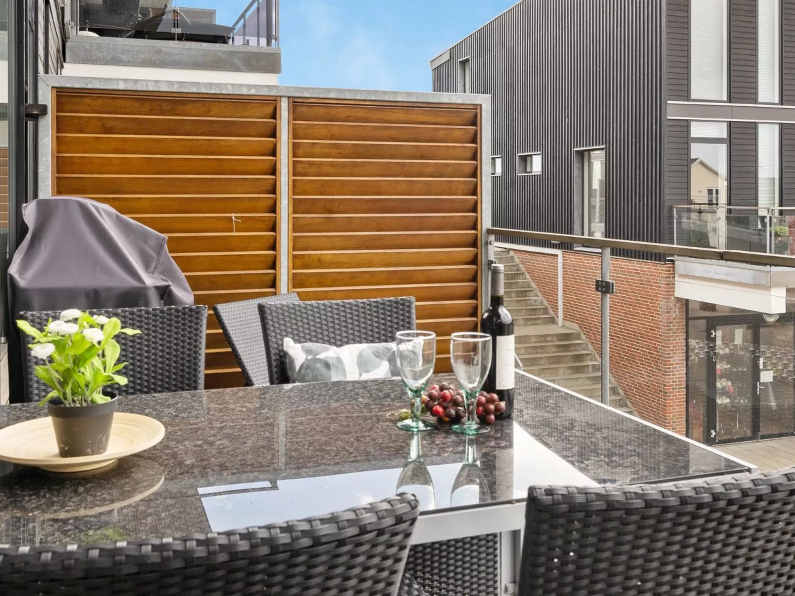 "Theis" - 100m from the sea-Binnen