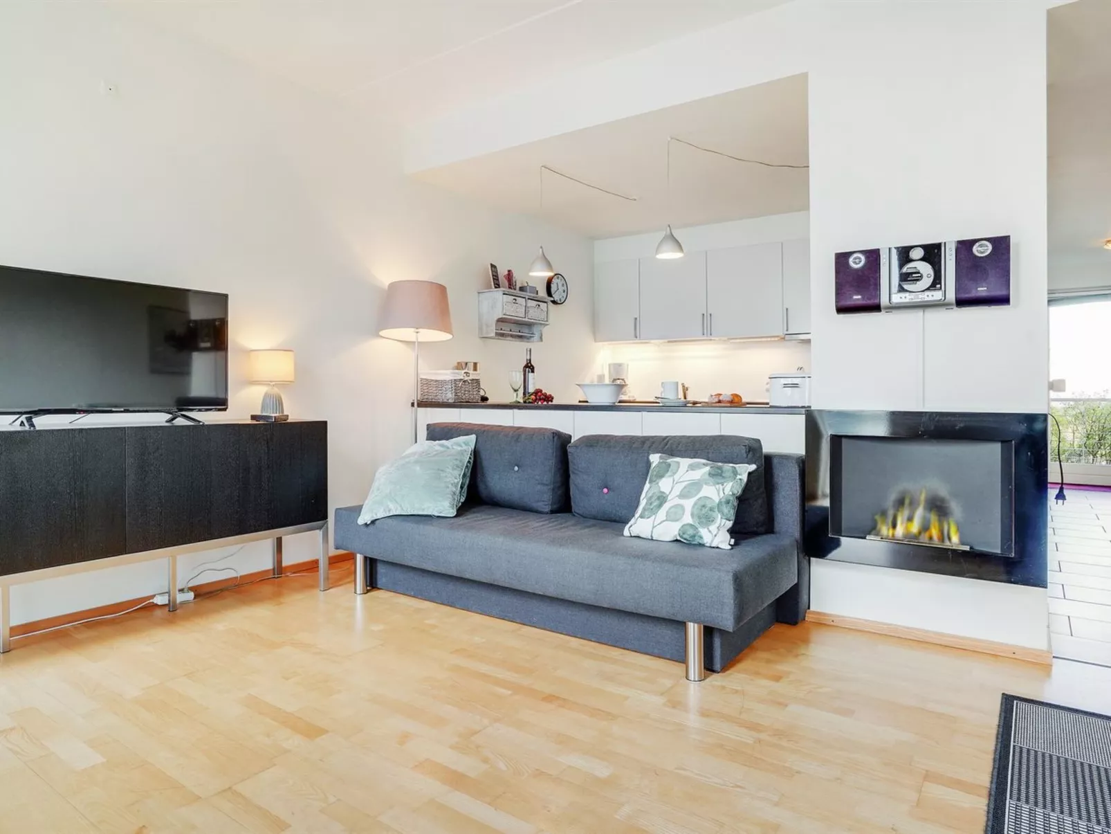 "Theis" - 100m from the sea-Binnen