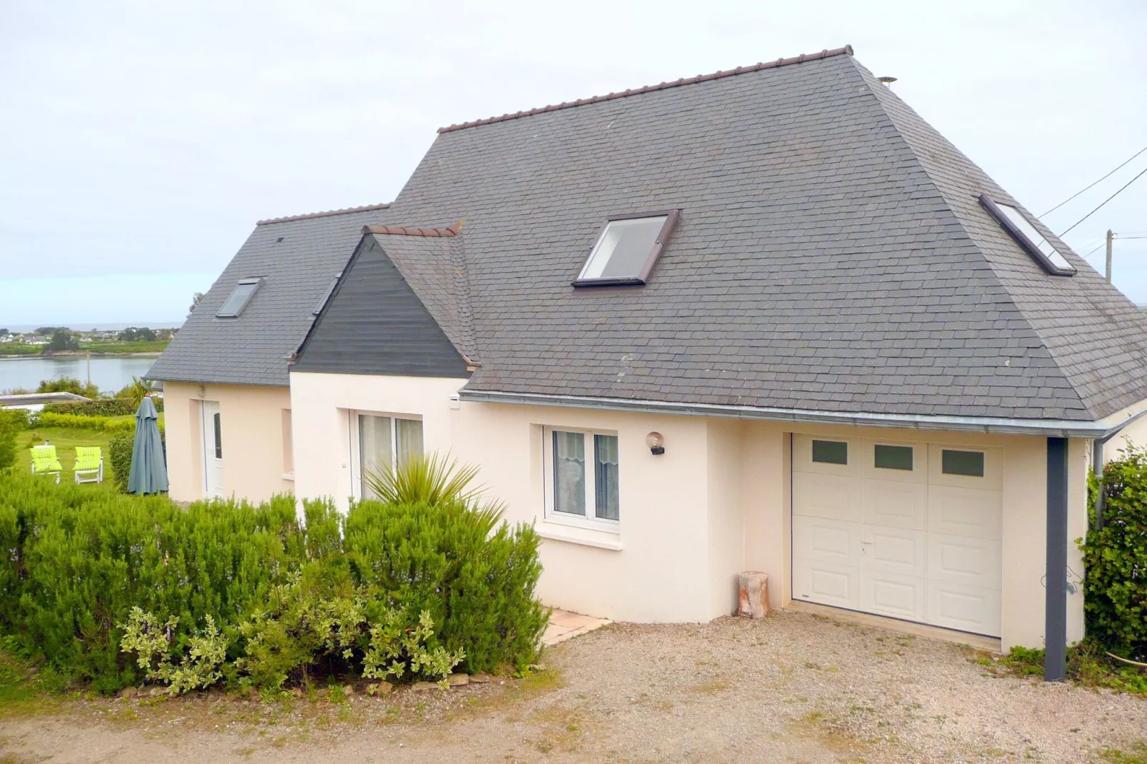 Ferienhaus mit Meerblick Landéda-Buitenkant zomer