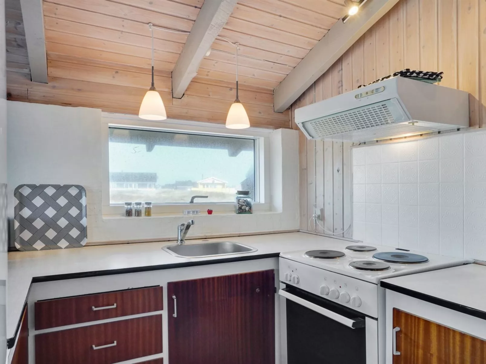 "Vojkan" - 100m from the sea-Binnen