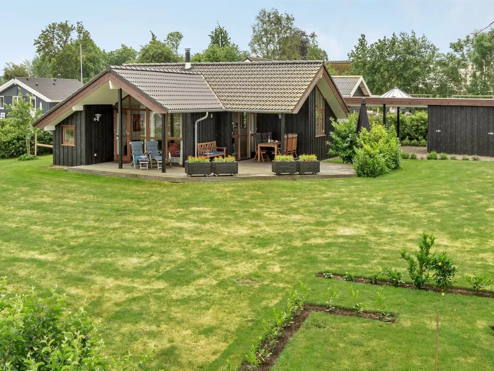 "Juliana" - 400m from the sea-Buiten