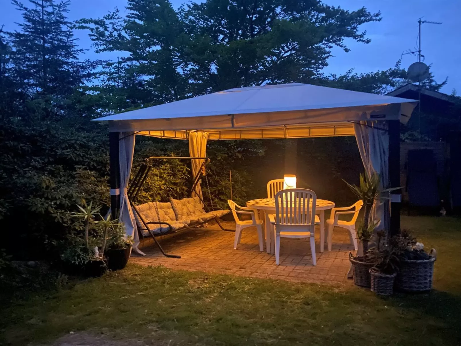 "Annamie" - 650m from the sea-Buiten