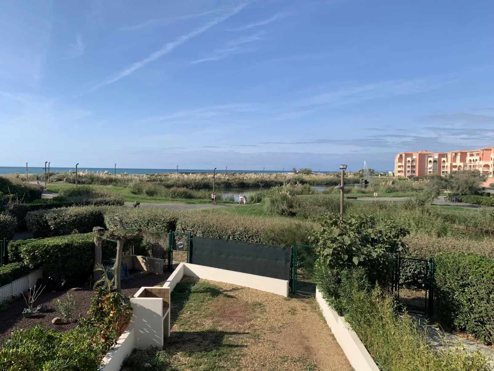 Les terrasses de la Plage-Buiten