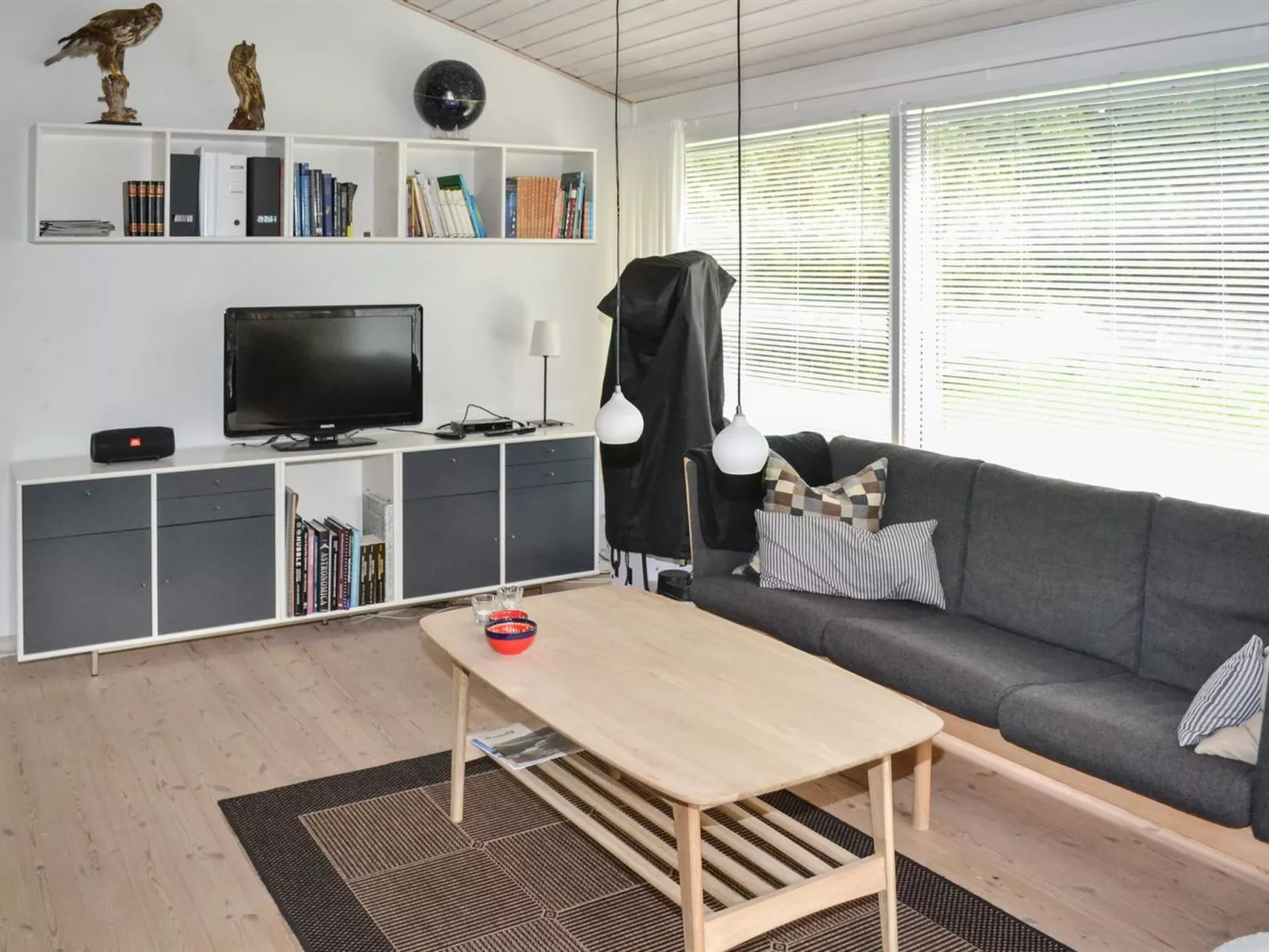 "Aleia" - 1.6km from the sea-Binnen