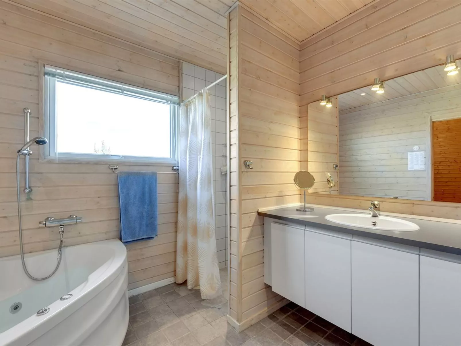 "Hilppa" - 200m from the sea in NW Jutland-Binnen