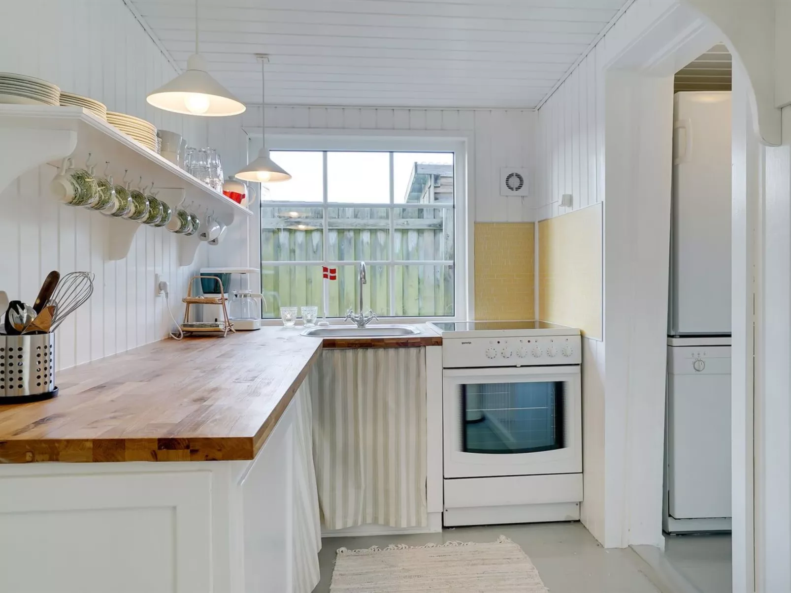 "Uddi" - 150m from the sea-Binnen