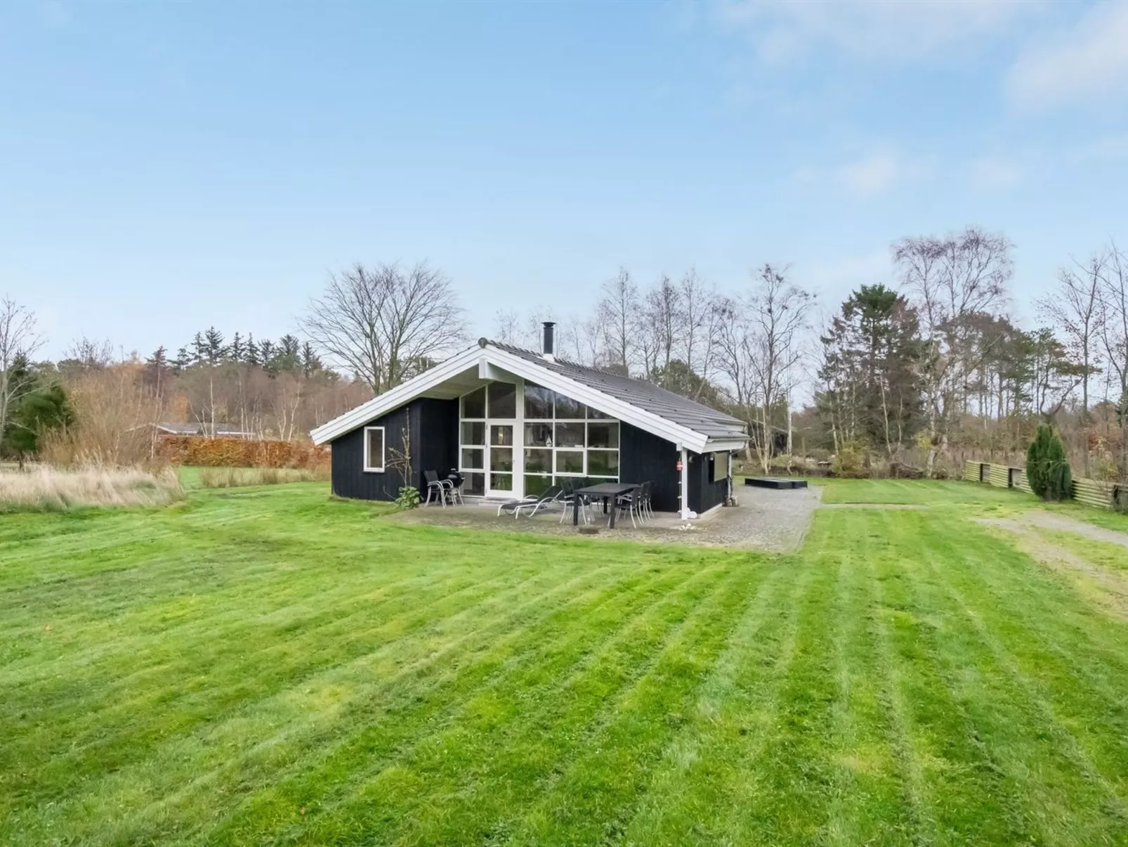 "Elni" - 900m from the sea-Binnen