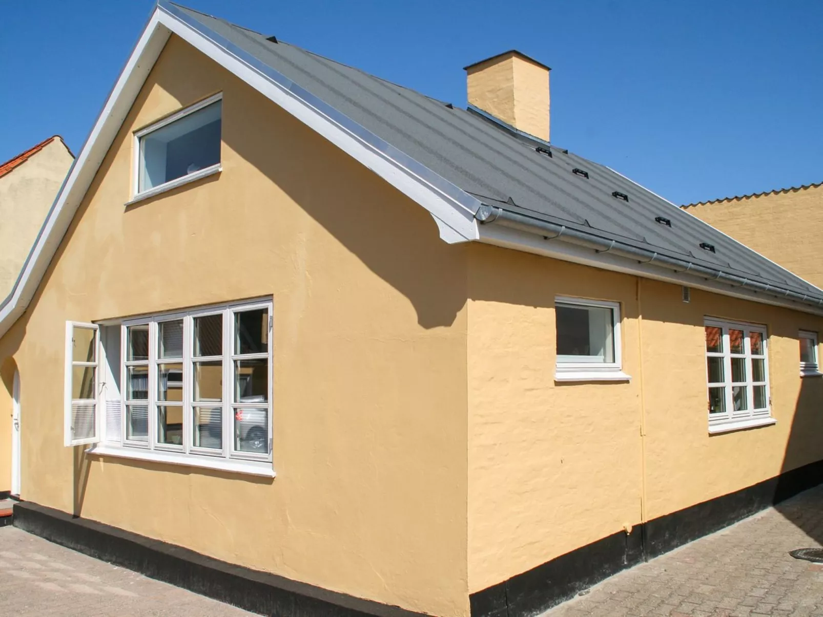 "Elaina" - 200m from the sea-Buiten