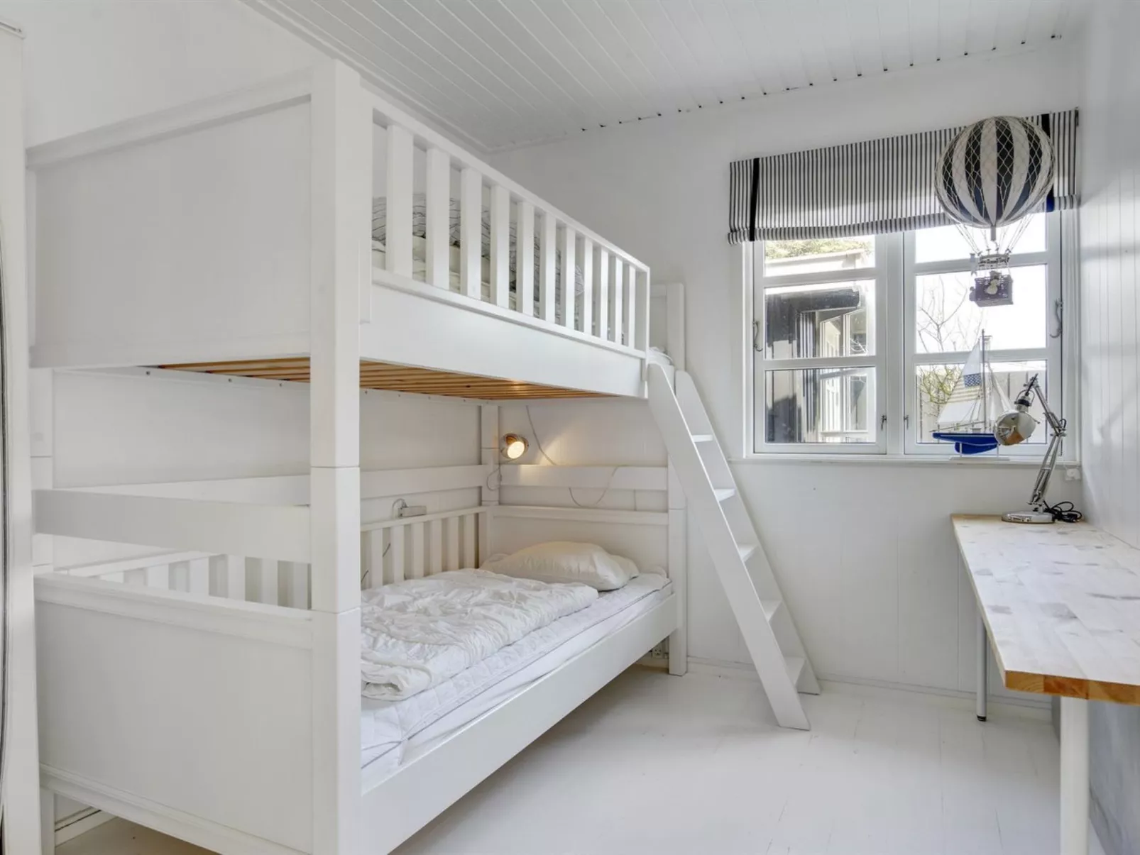 "Kaino" - 700m from the sea-Binnen