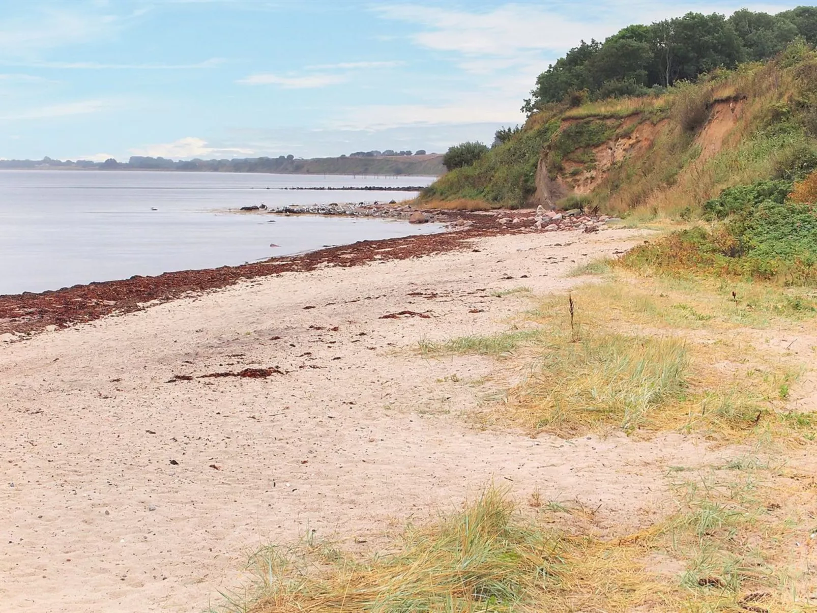 "Haraldine" - 250m from the sea-Buiten
