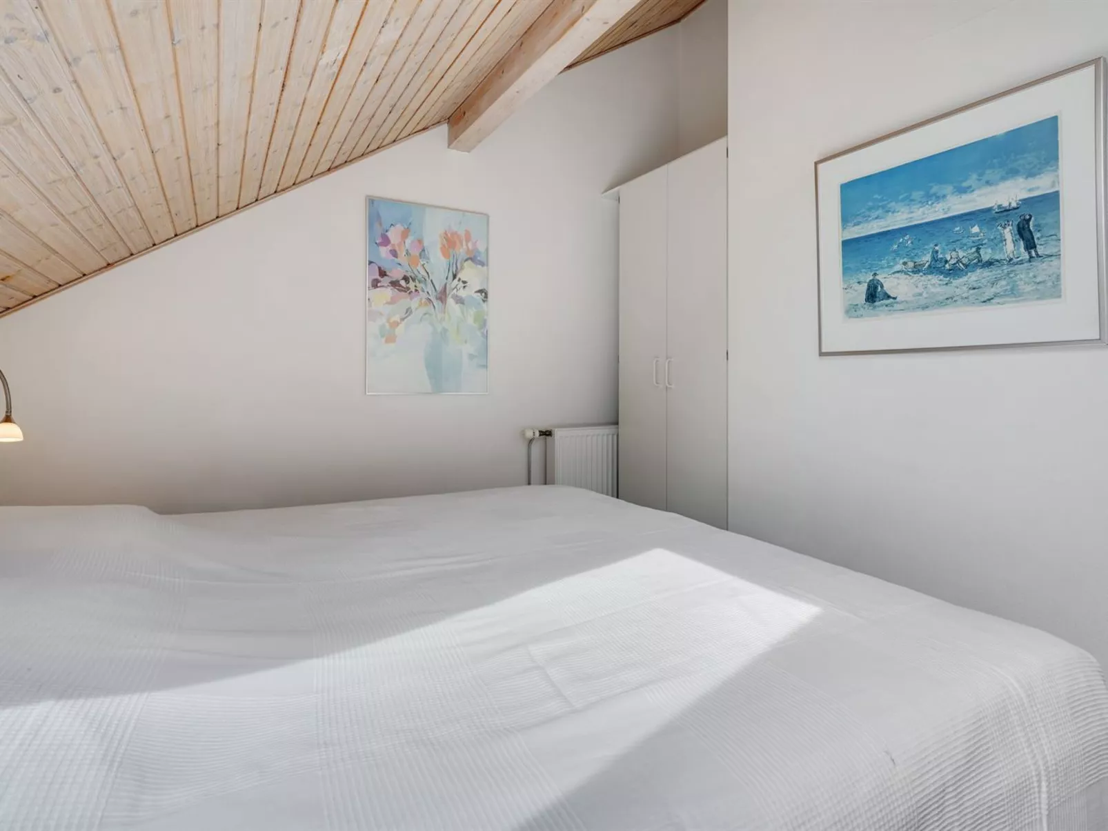 "Sakari" - 300m from the sea-Binnen