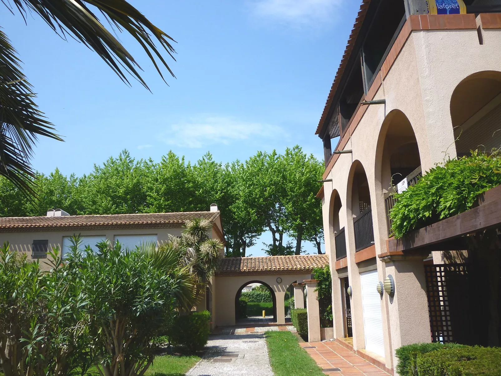 Les Bastides de Grand Stade-Buiten