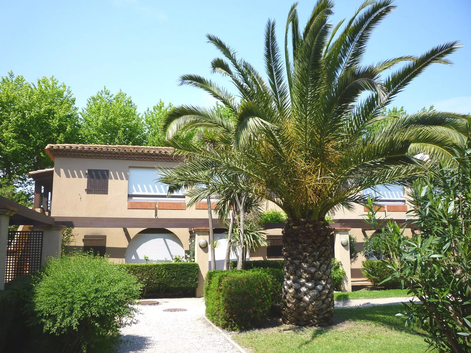 Les Bastides de Grand Stade-Buiten