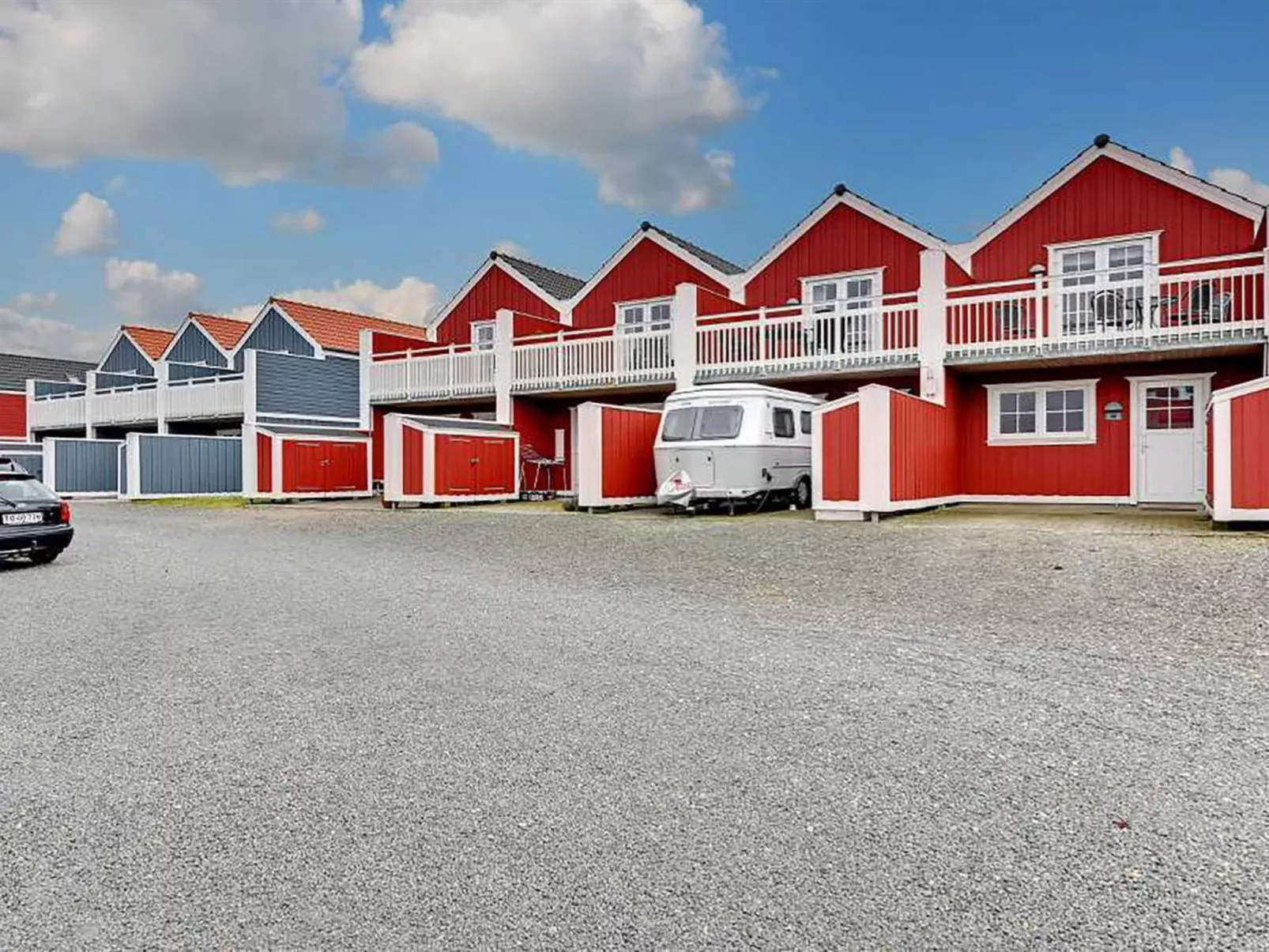"Guthir" - 1.2km from the sea-Buiten