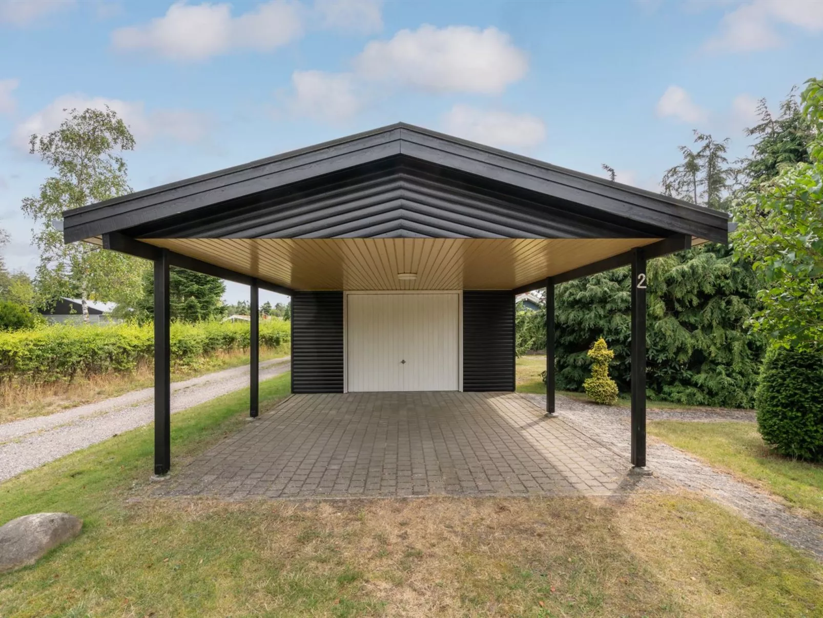 "Siem" - 650m from the sea-Buiten