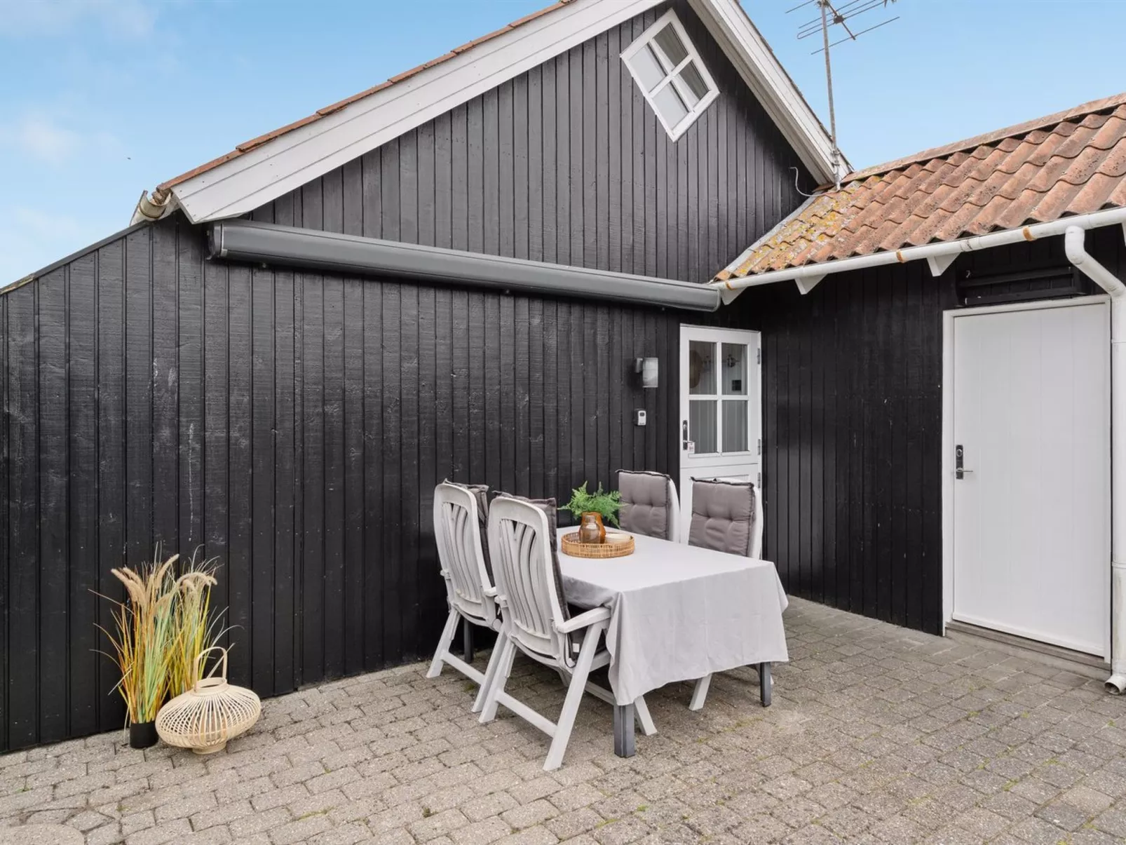 "Ajvi" - 50m from the sea-Buiten