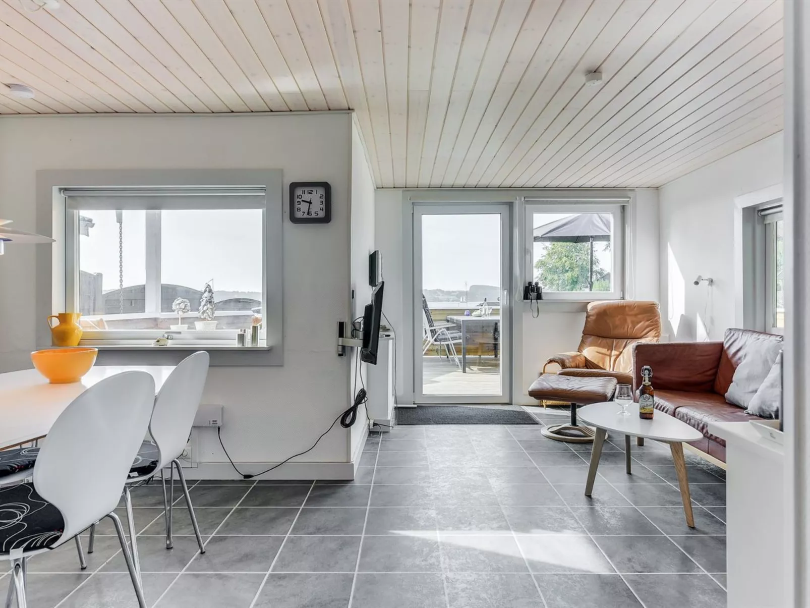 "Gjurgja" - 100m from the sea-Binnen