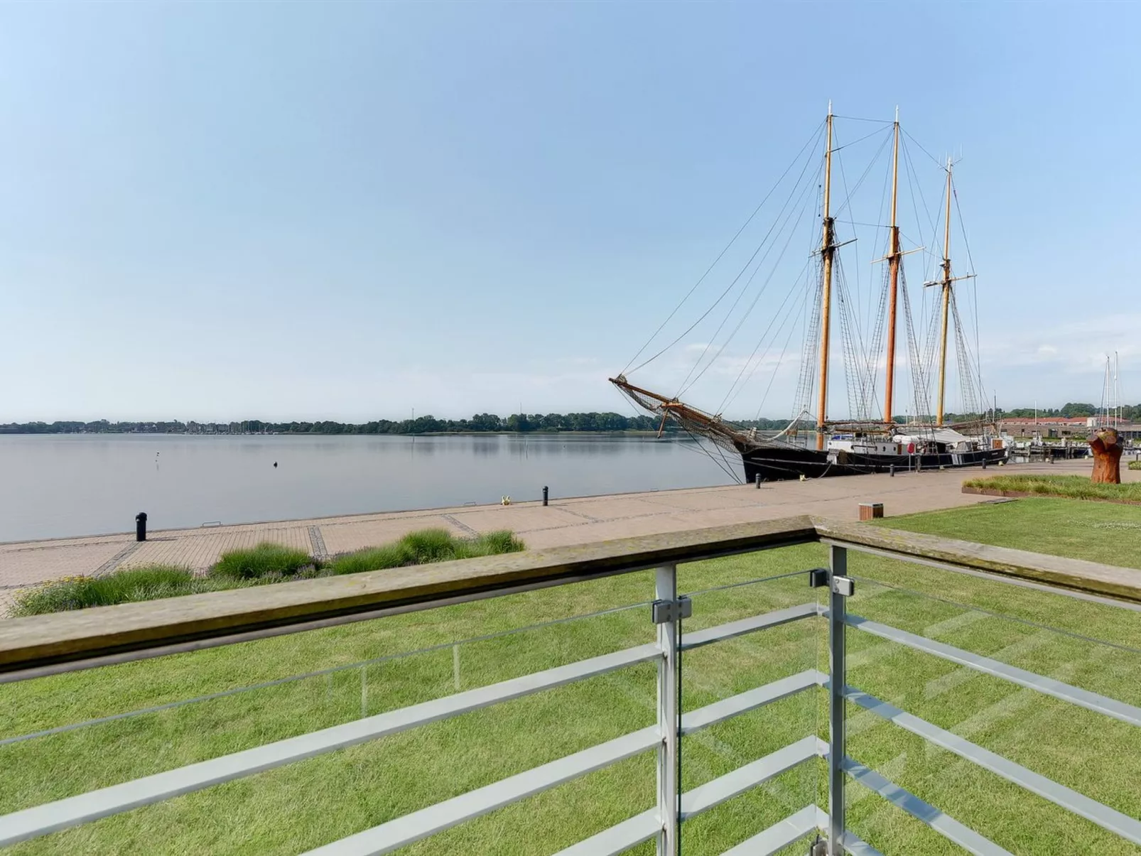"Maja" - 100m from the sea-Binnen
