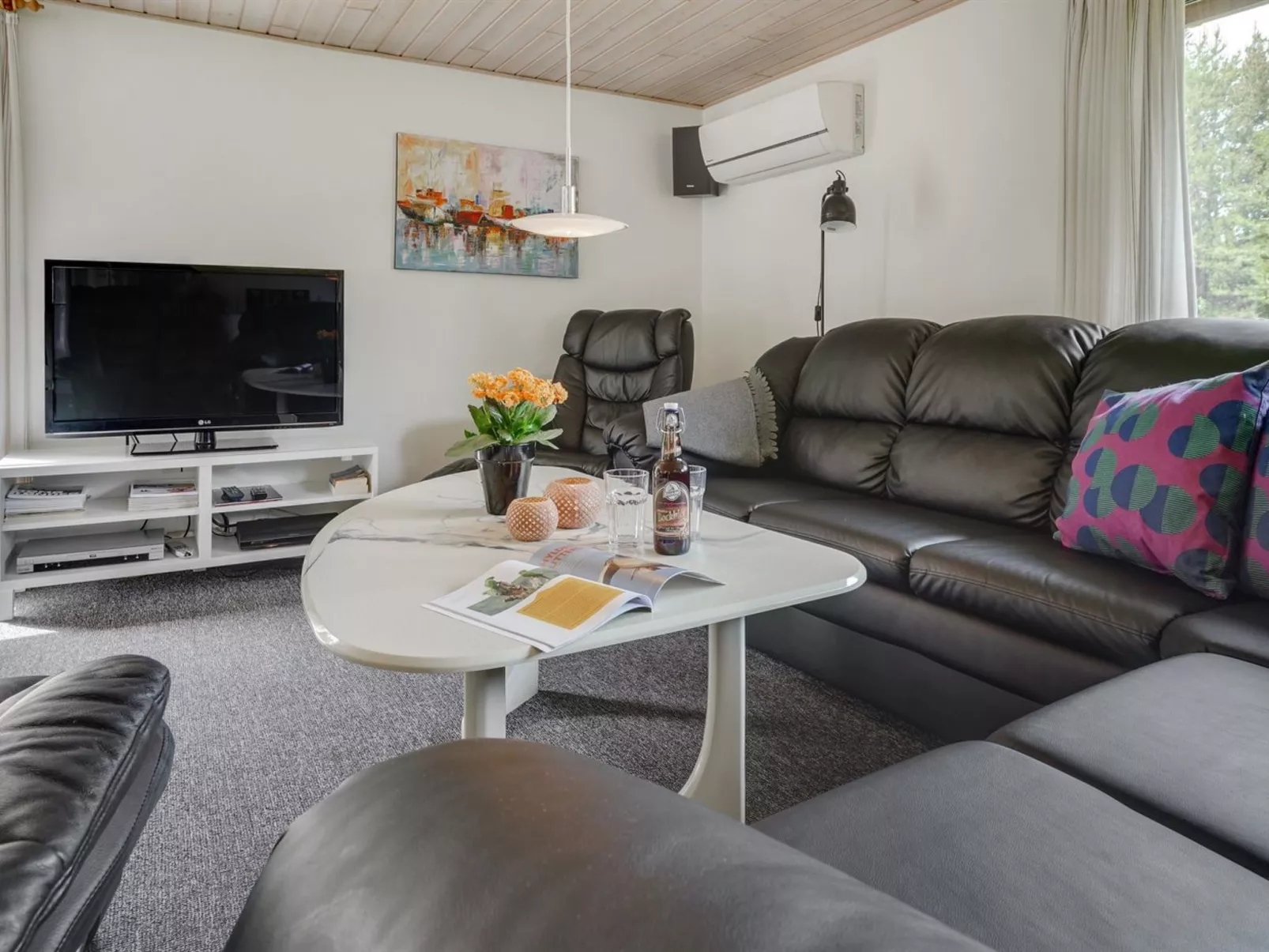 "Maija" - 1.4km from the sea-Binnen