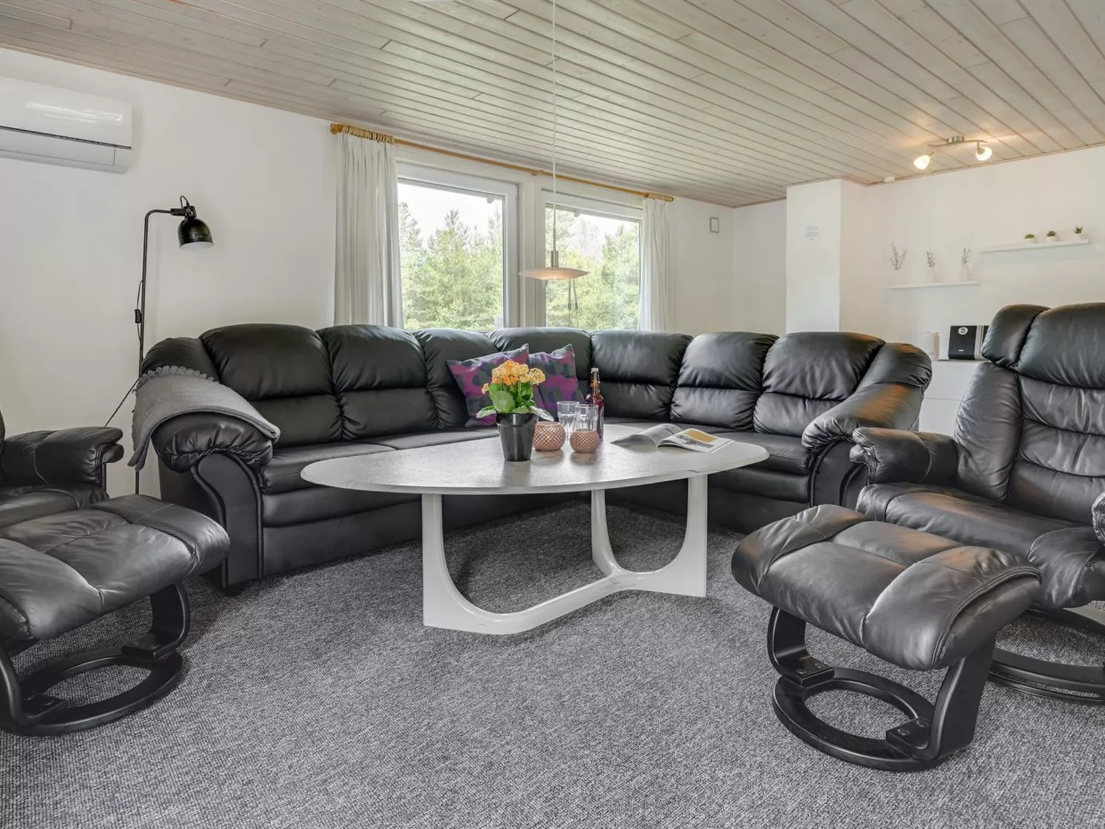 "Maija" - 1.4km from the sea-Buiten