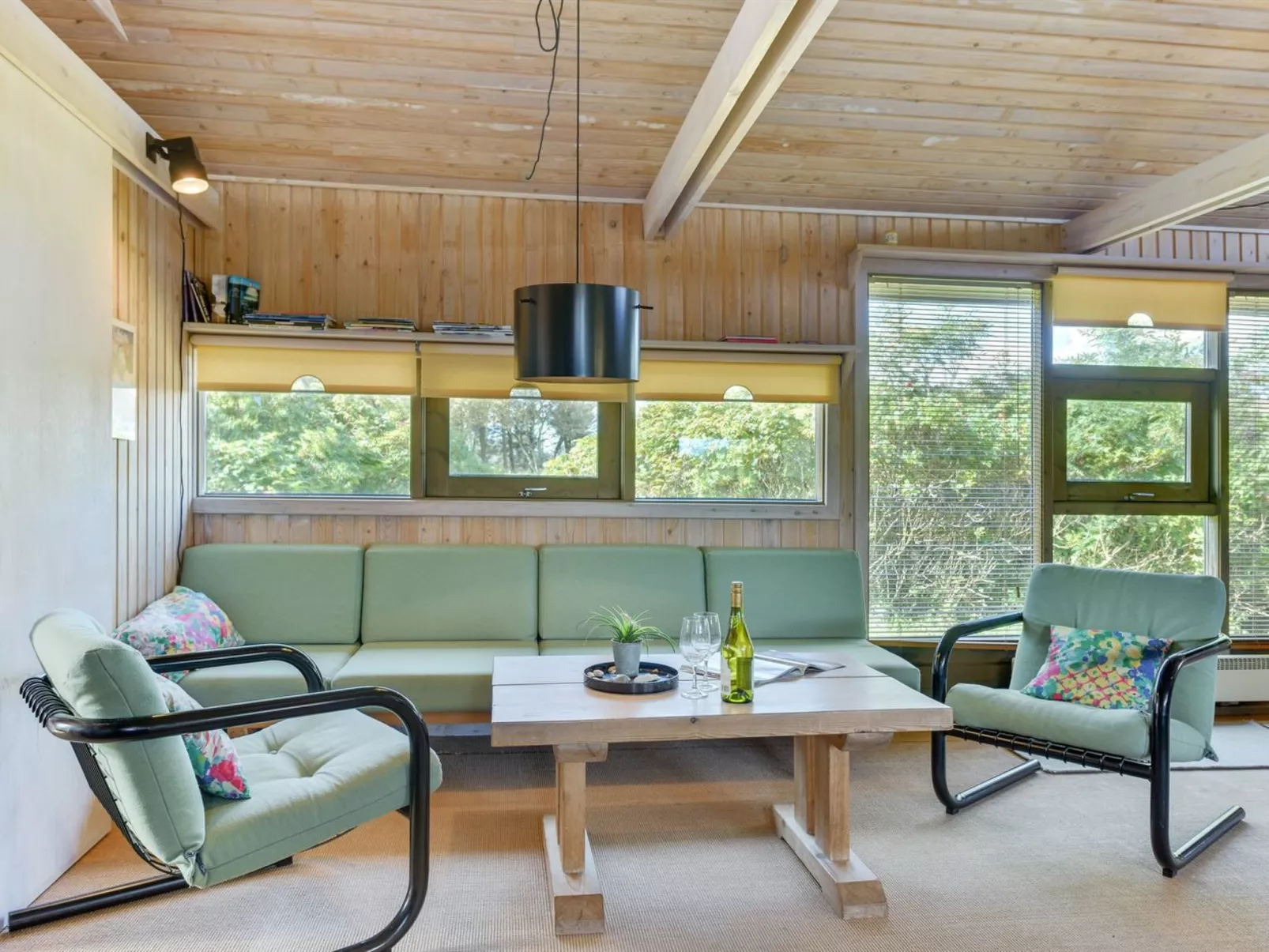 "Aiva" - 1.5km from the sea-Binnen
