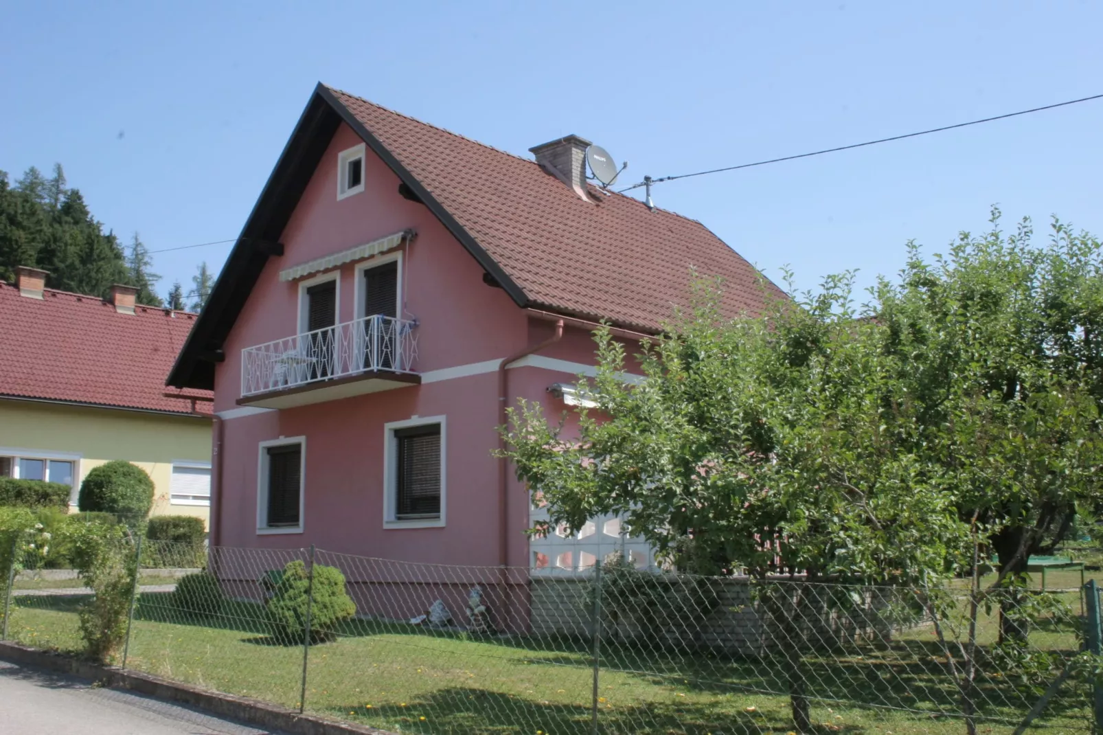 Apartment Bernadette 1 / EG-Buitenkant zomer